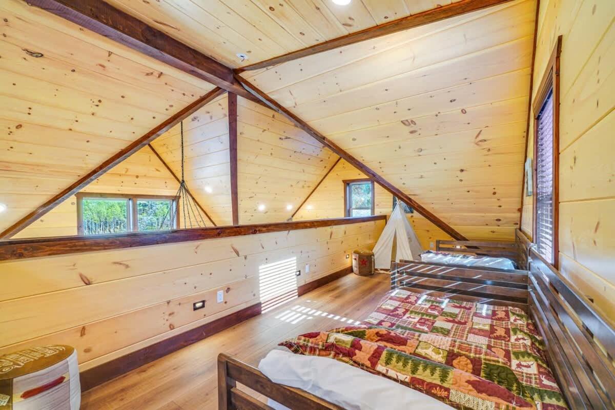 Lakeside Bear Lodge