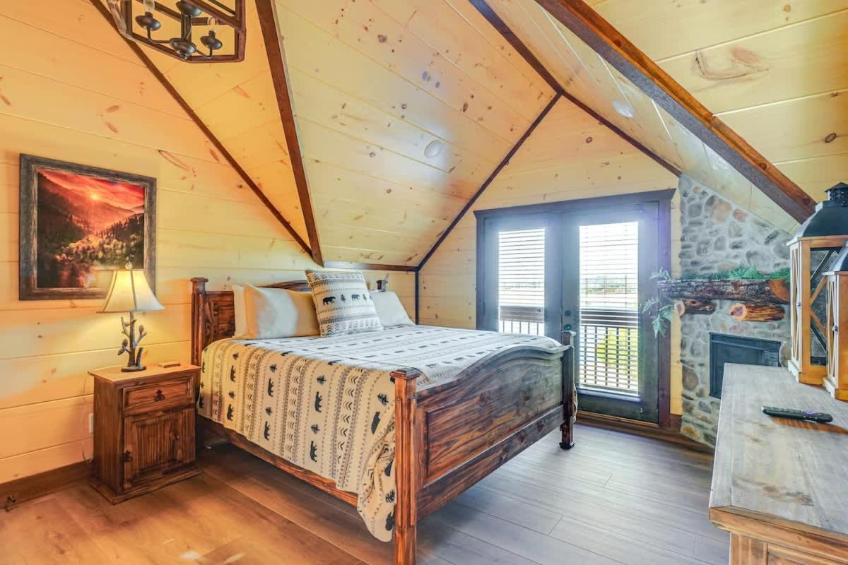 Lakeside Bear Lodge