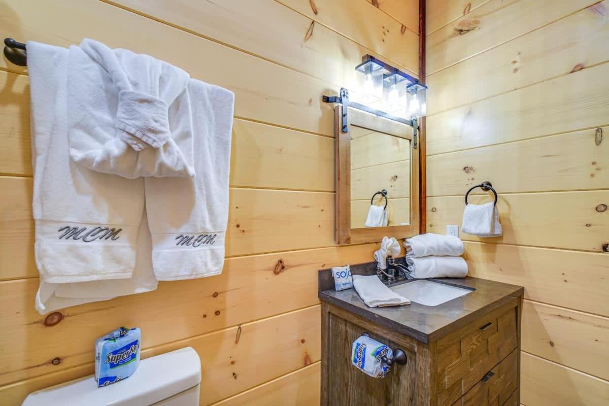Lakeside Bear Lodge