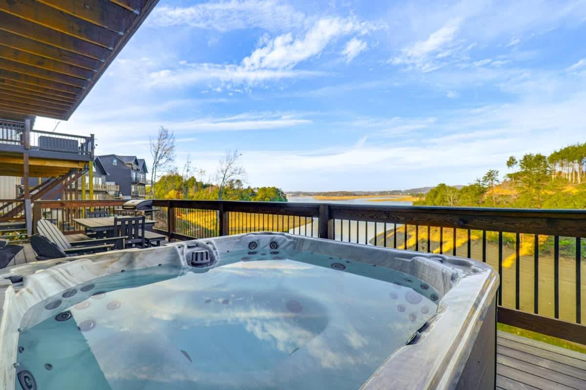 Lakeside Bear Lodge
