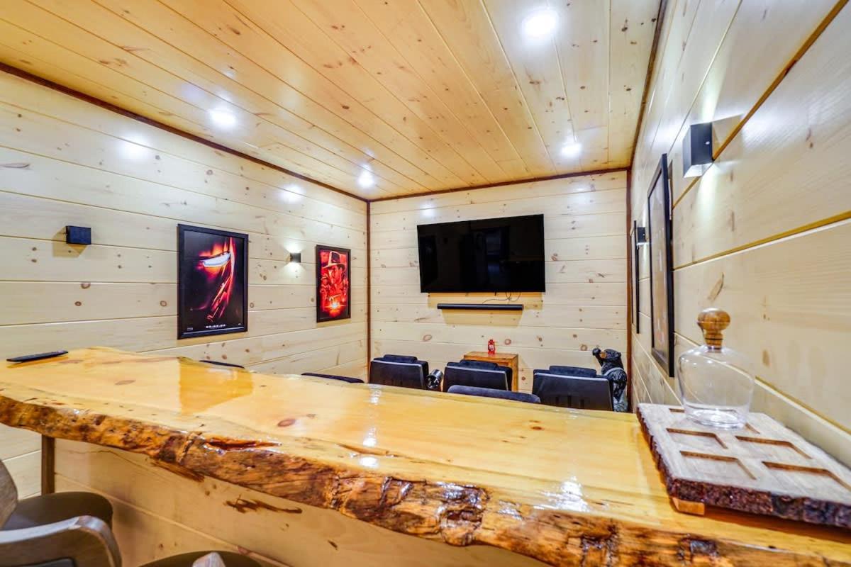 Lakeside Bear Lodge