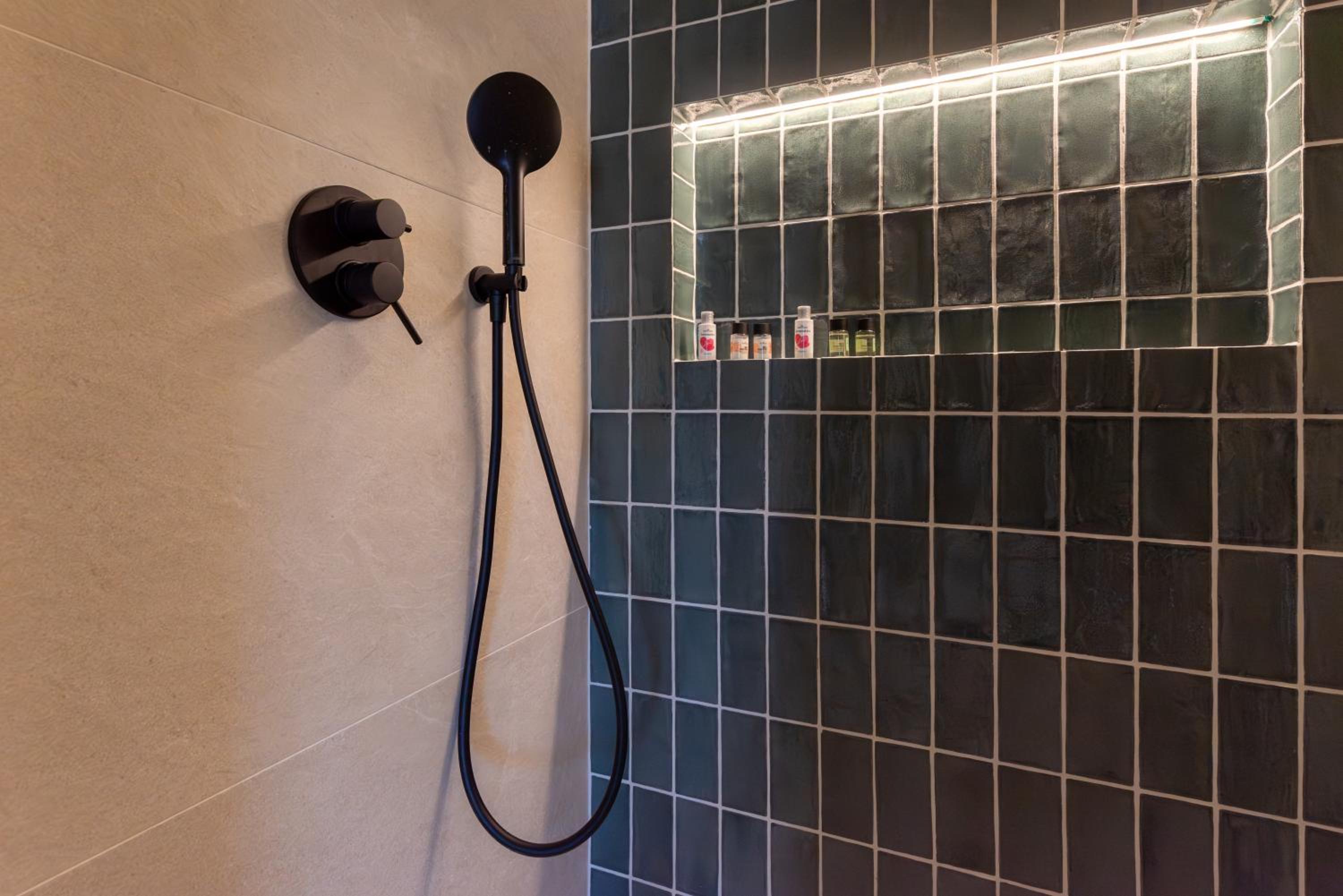 Mondeus Inn Luxury Suites Δ1 & Δ2