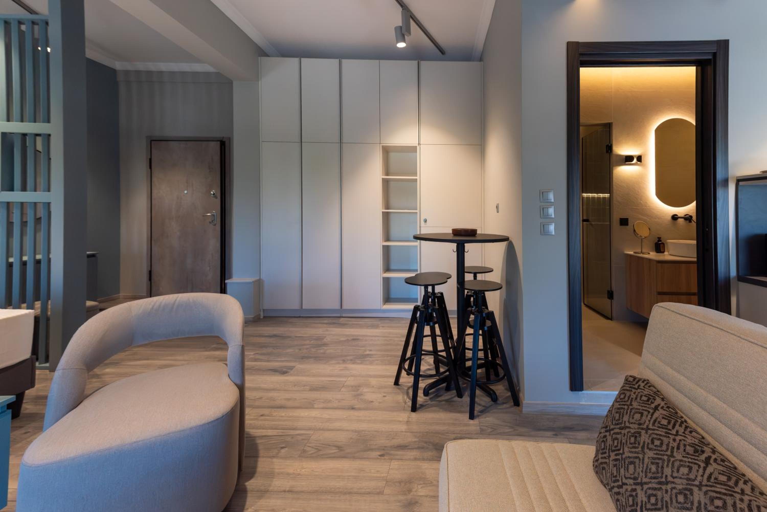 Mondeus Inn Luxury Suites Δ1 & Δ2