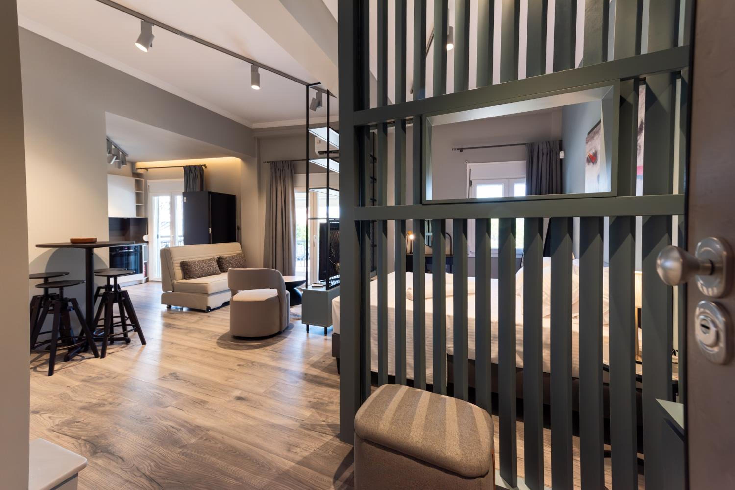 Mondeus Inn Luxury Suites Δ1 & Δ2