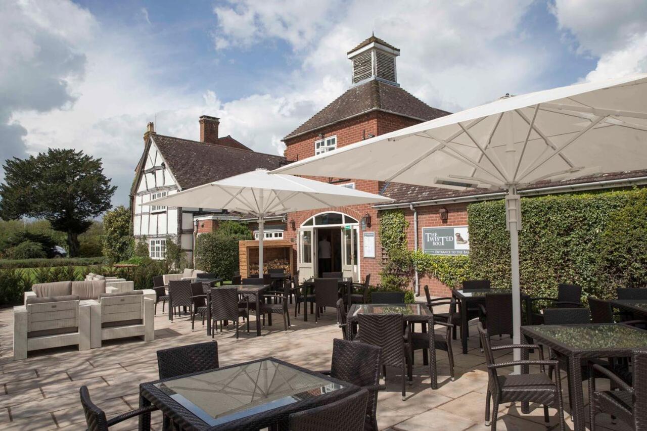 Alcester Vacations - Kings Court Hotel - Property Image 4