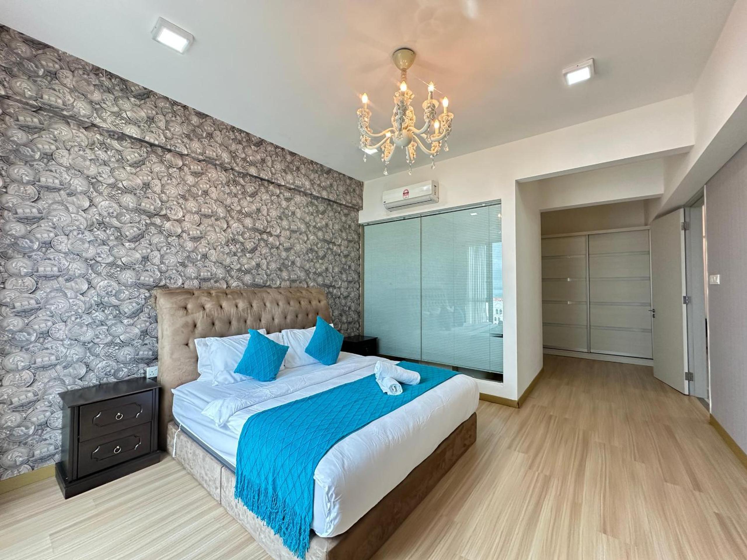 Seaview 2BR Suite with Pool & bathtub near Gurney Jazz Suites