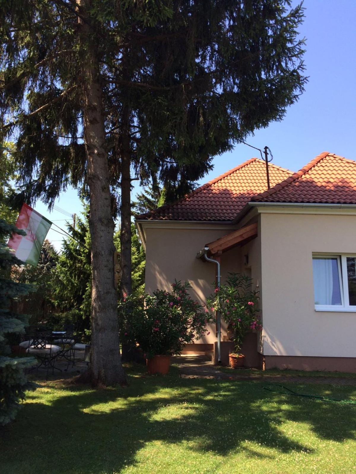 Kocsis Apartman és Camping view 3