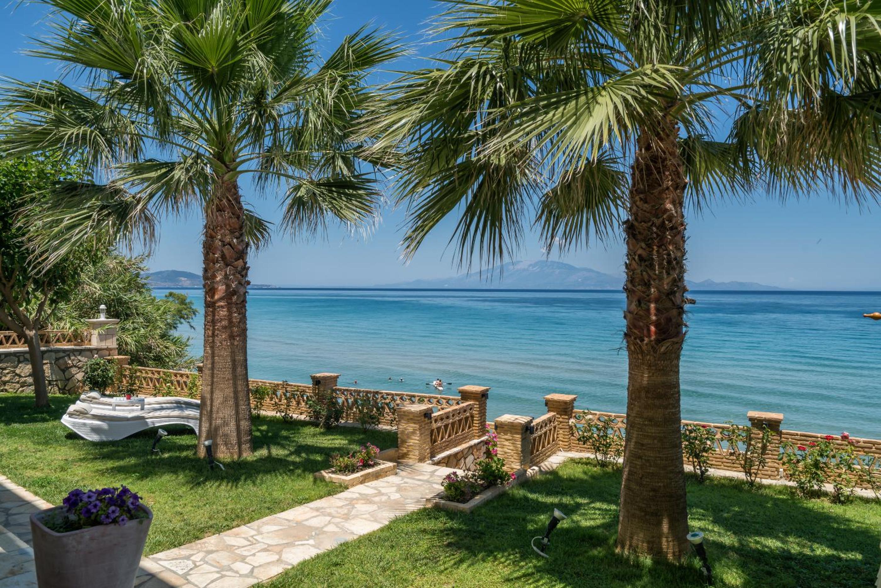 Playa Del Zante, by TK Premium Stays photo 3