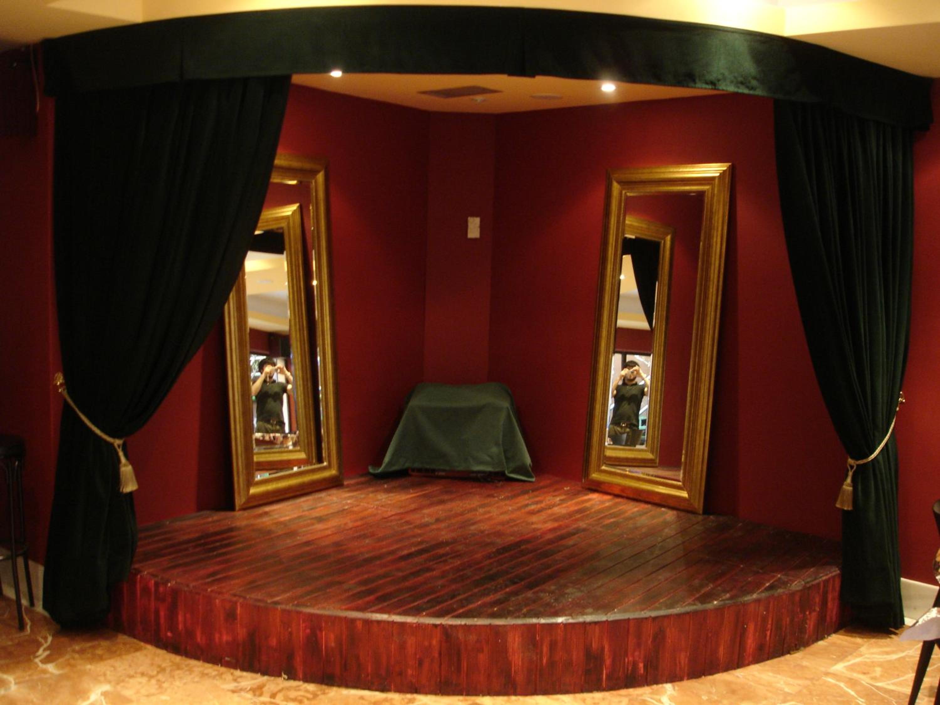 meeting & event spaces