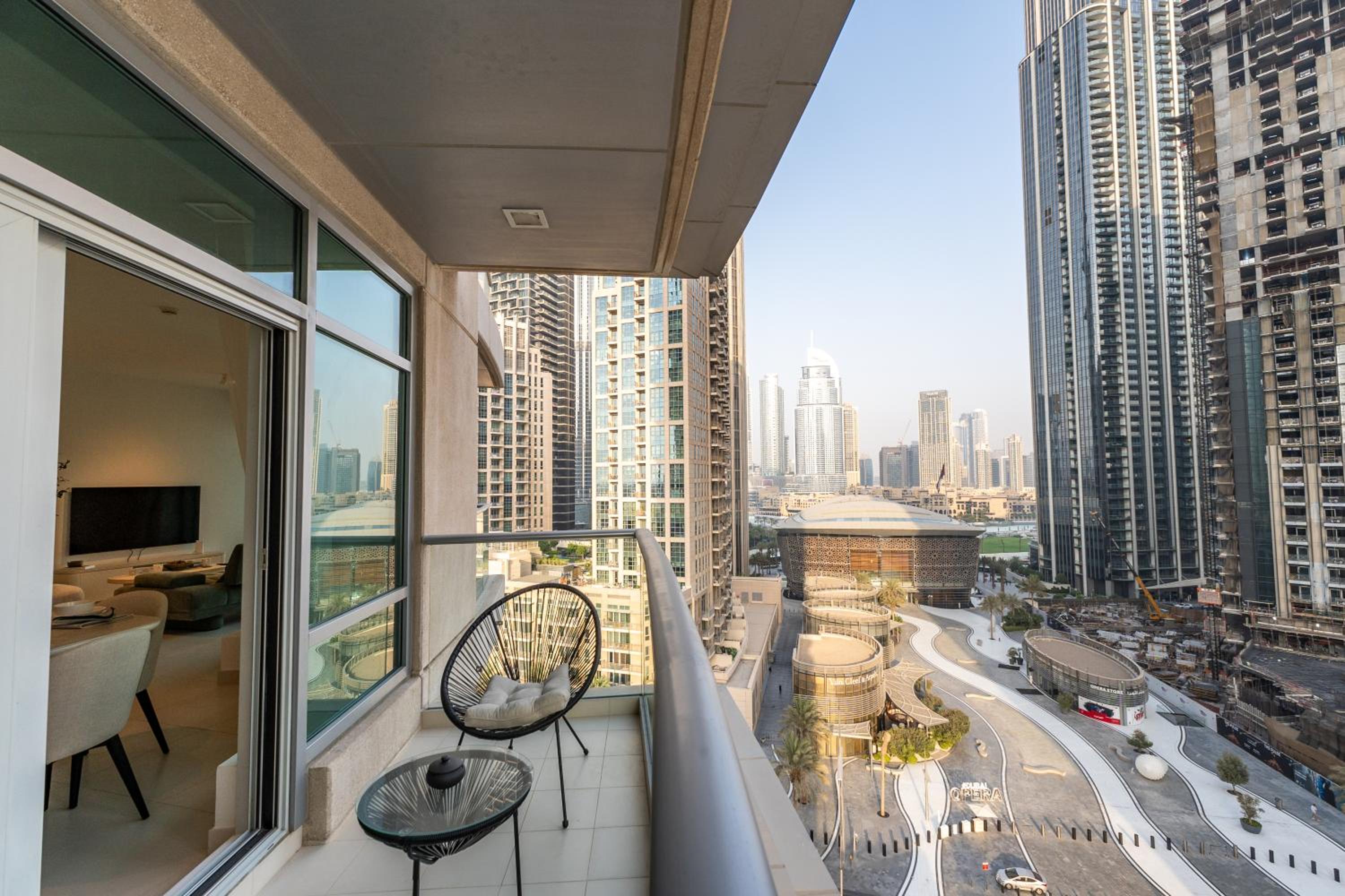The Lofts West, Downtown Dubai - Mint Stay