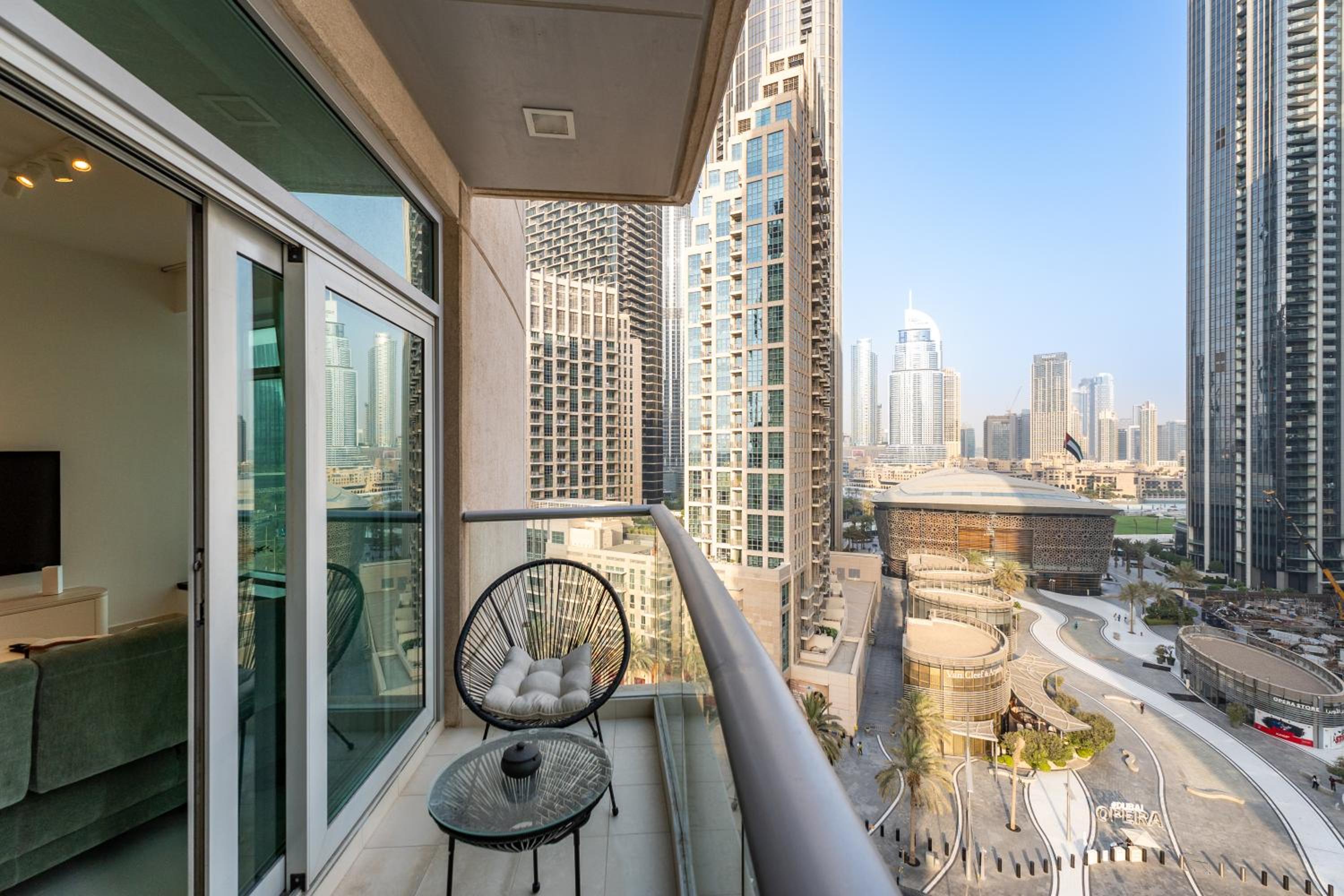 The Lofts West, Downtown Dubai - Mint Stay