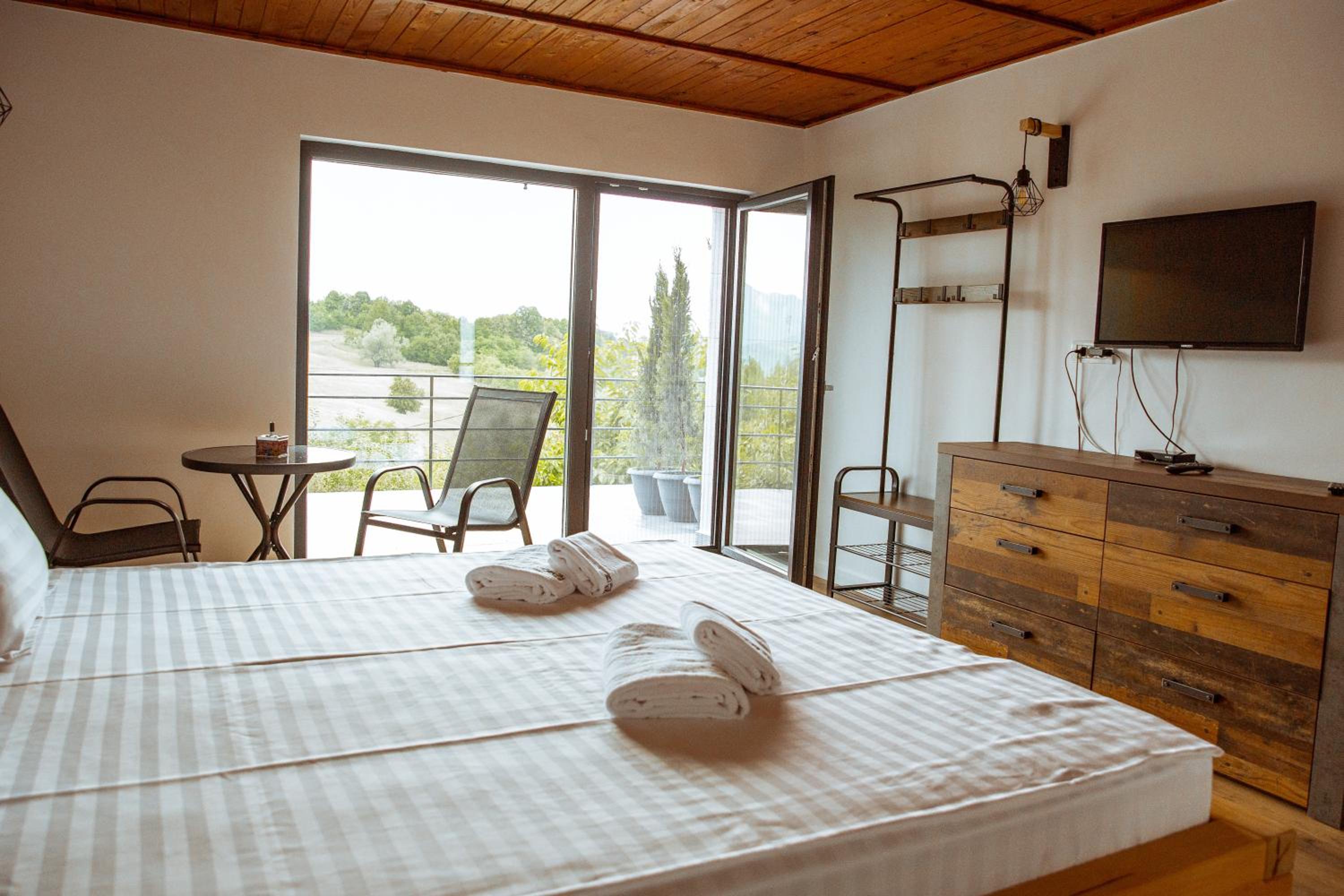 Sunset Hills Chalet