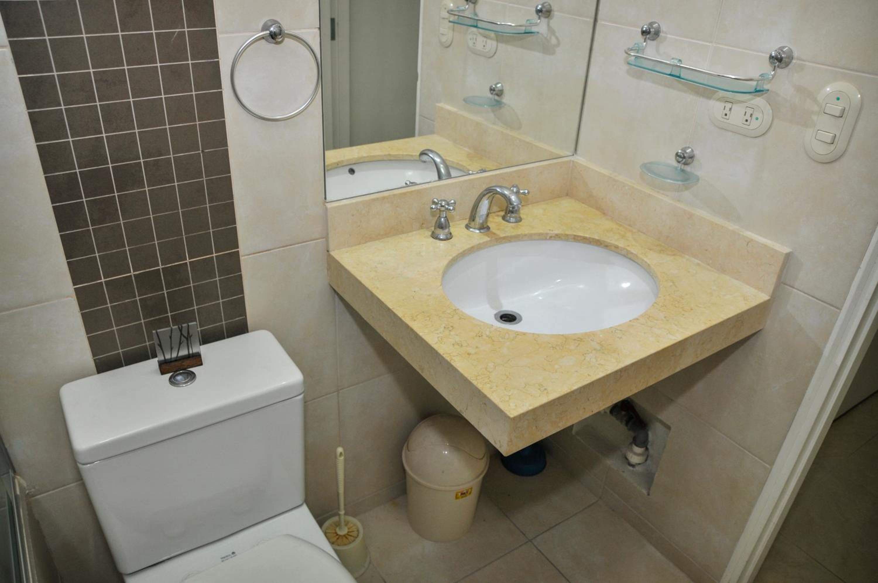 Miraflores Apartments 101 Tripoli Street by Private Host