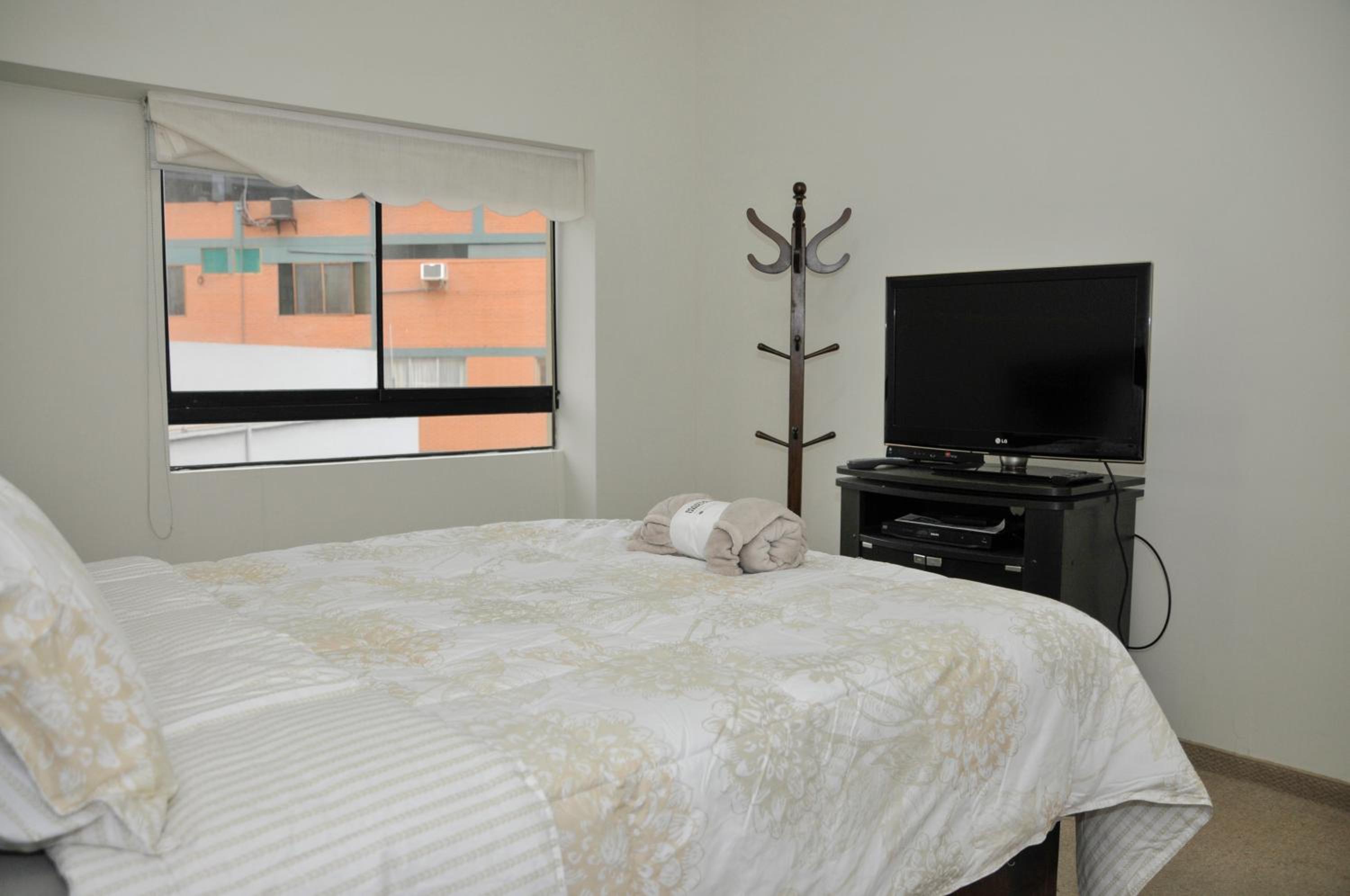 Miraflores Apartments 101 Tripoli Street by Private Host