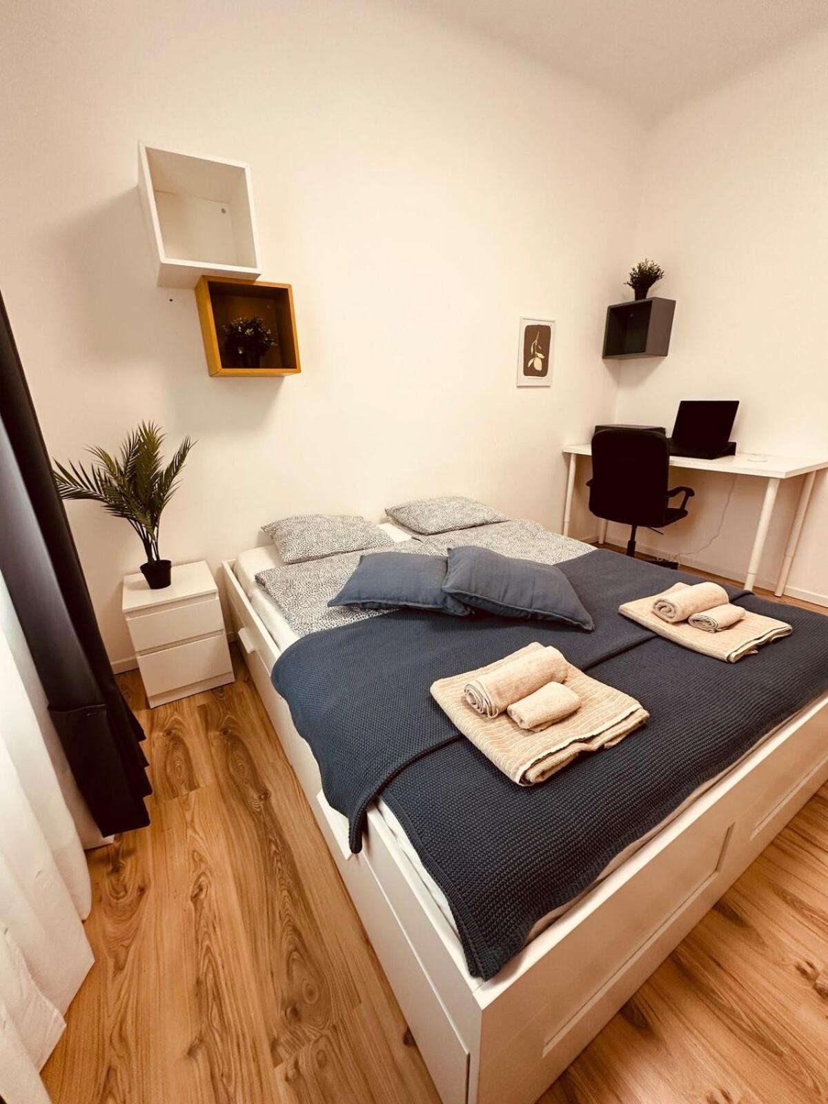 Chloe's Apartments