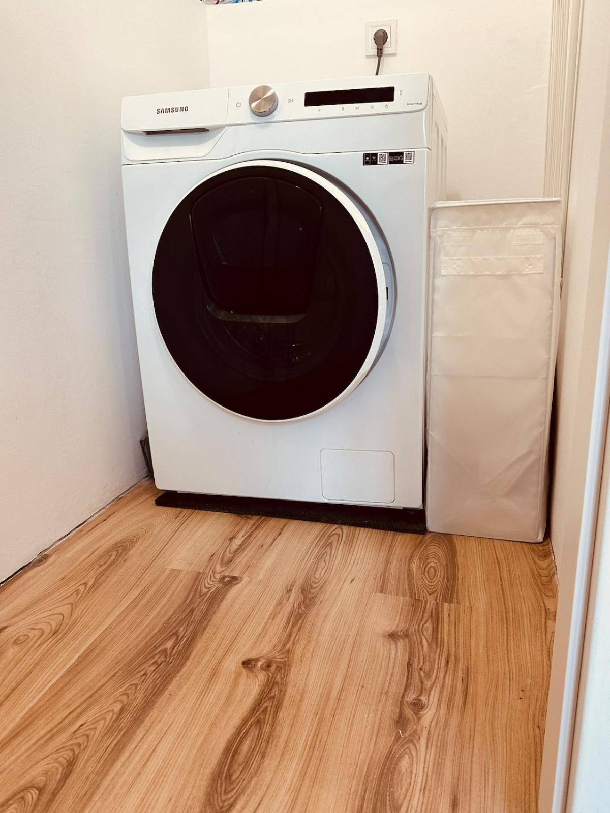 Chloe's Apartments