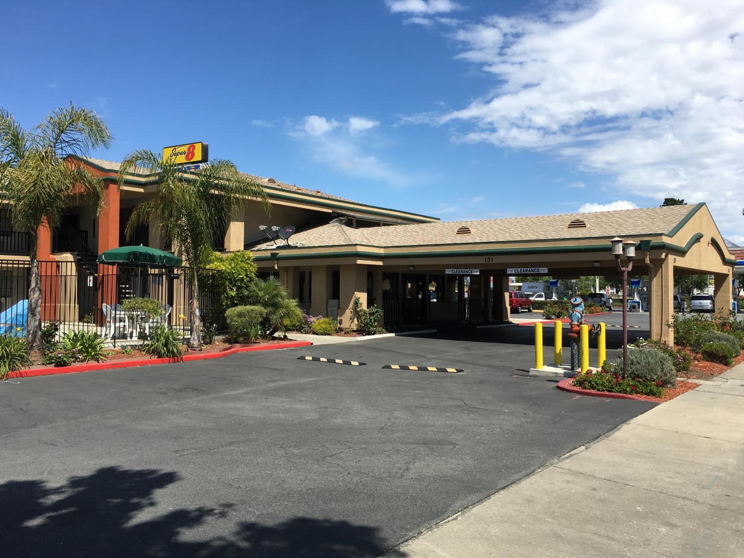 Super 8 by Wyndham Salinas, 사진 9