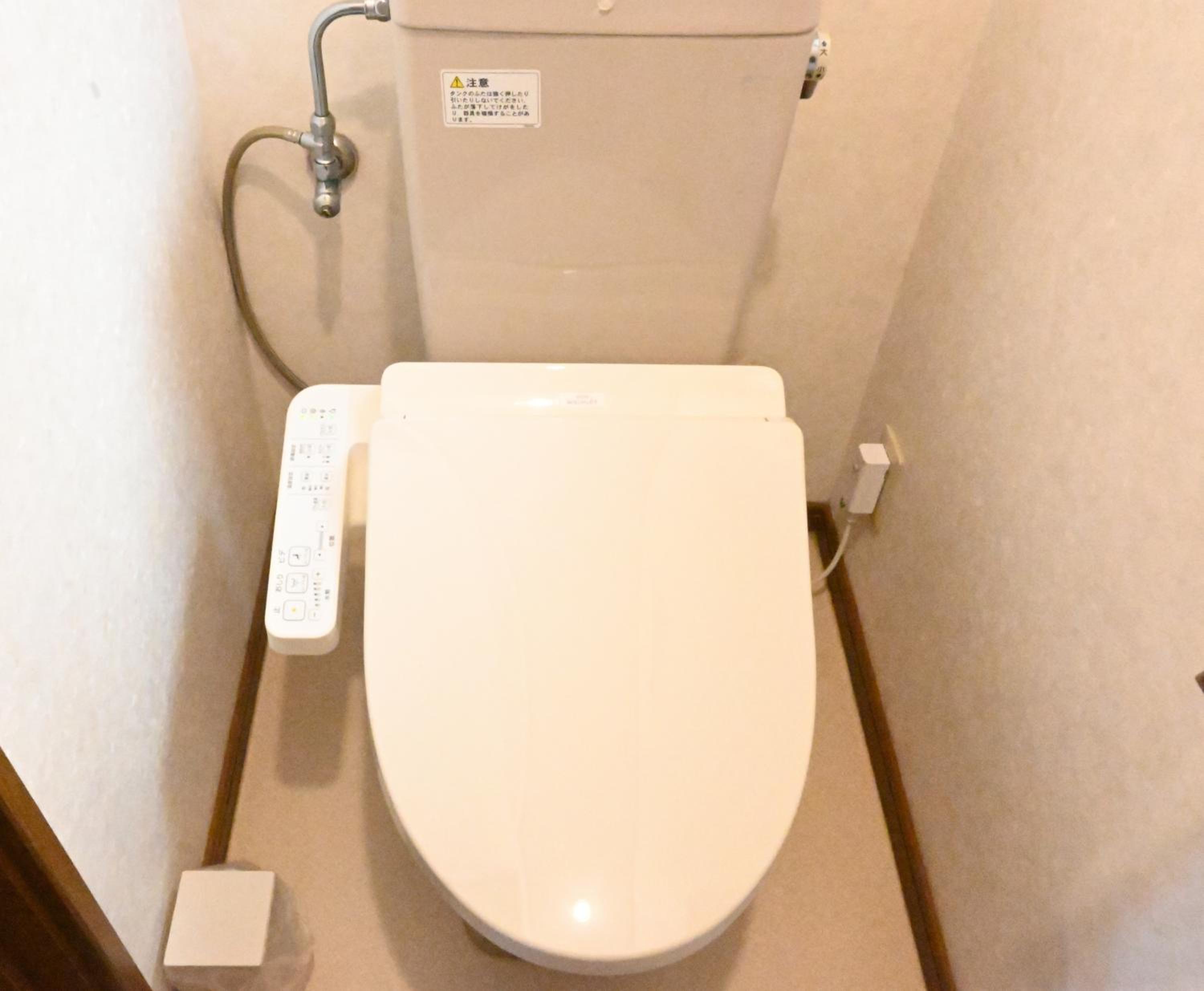 Villa Izumi Eternity and a Day 一棟貸し民泊いずみの宿永遠と一日