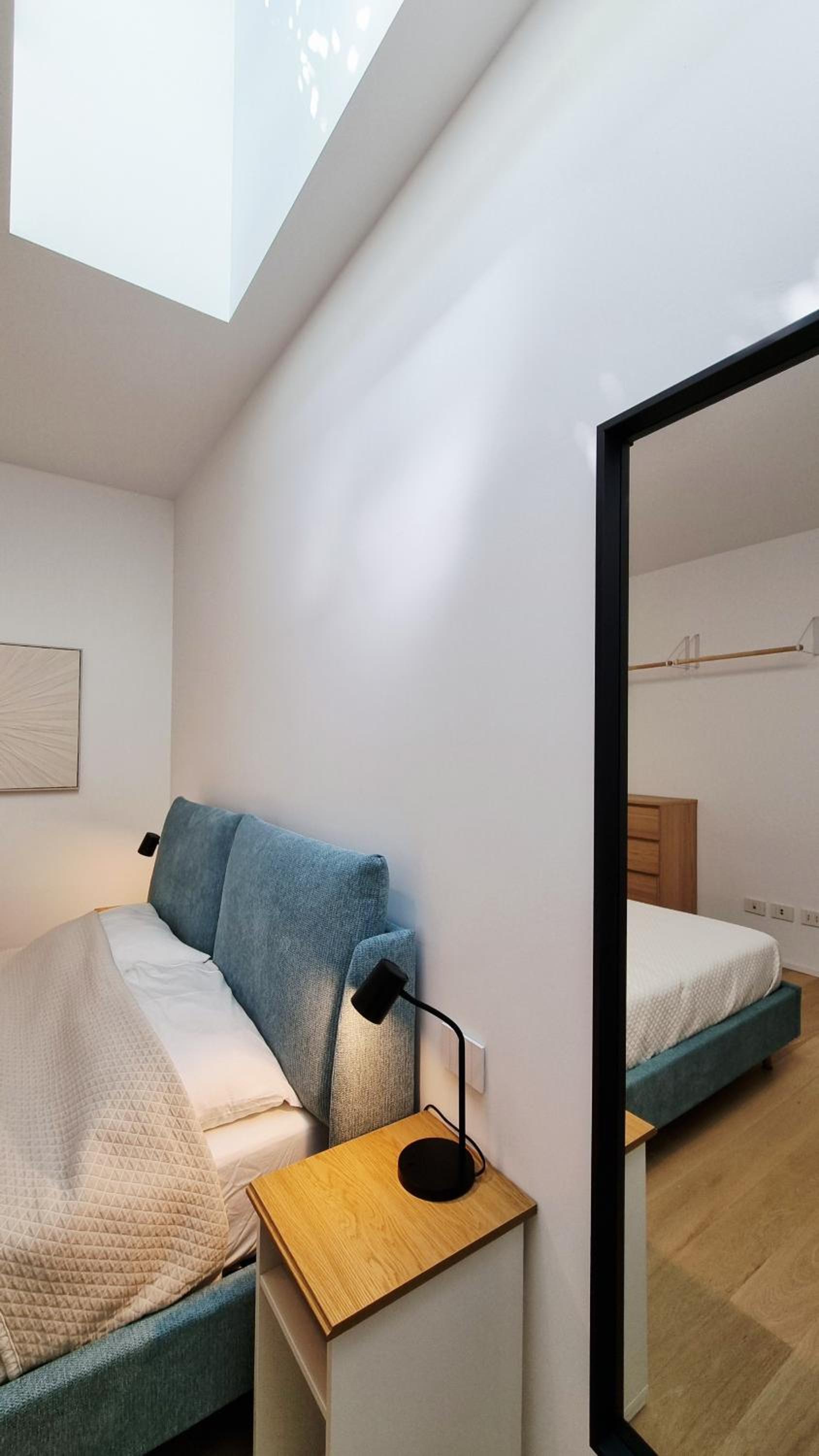 Vytalea - Trilocale moderno con patio e doppi servizi, vicino M4 - Modern apartment 2-Bedroom with Patio & Two Bathrooms, near Metro M4