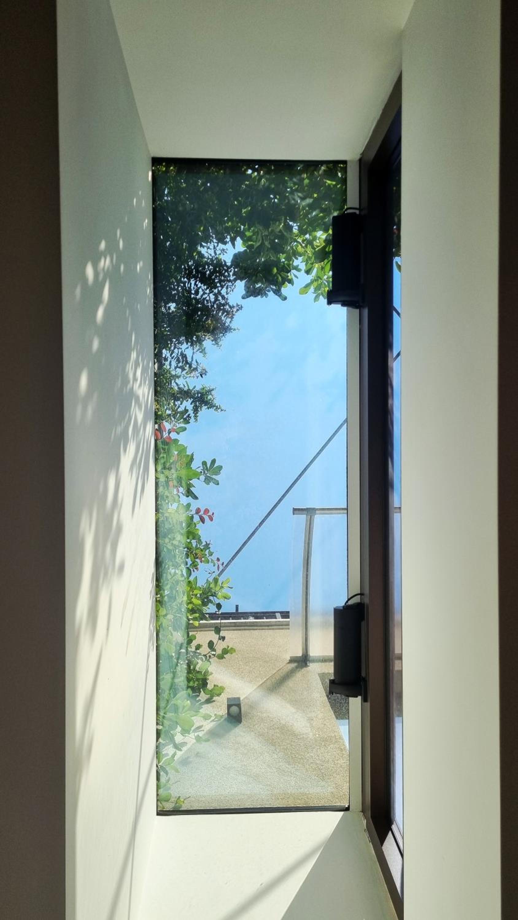 Vytalea - Trilocale moderno con patio e doppi servizi, vicino M4 - Modern apartment 2-Bedroom with Patio & Two Bathrooms, near Metro M4