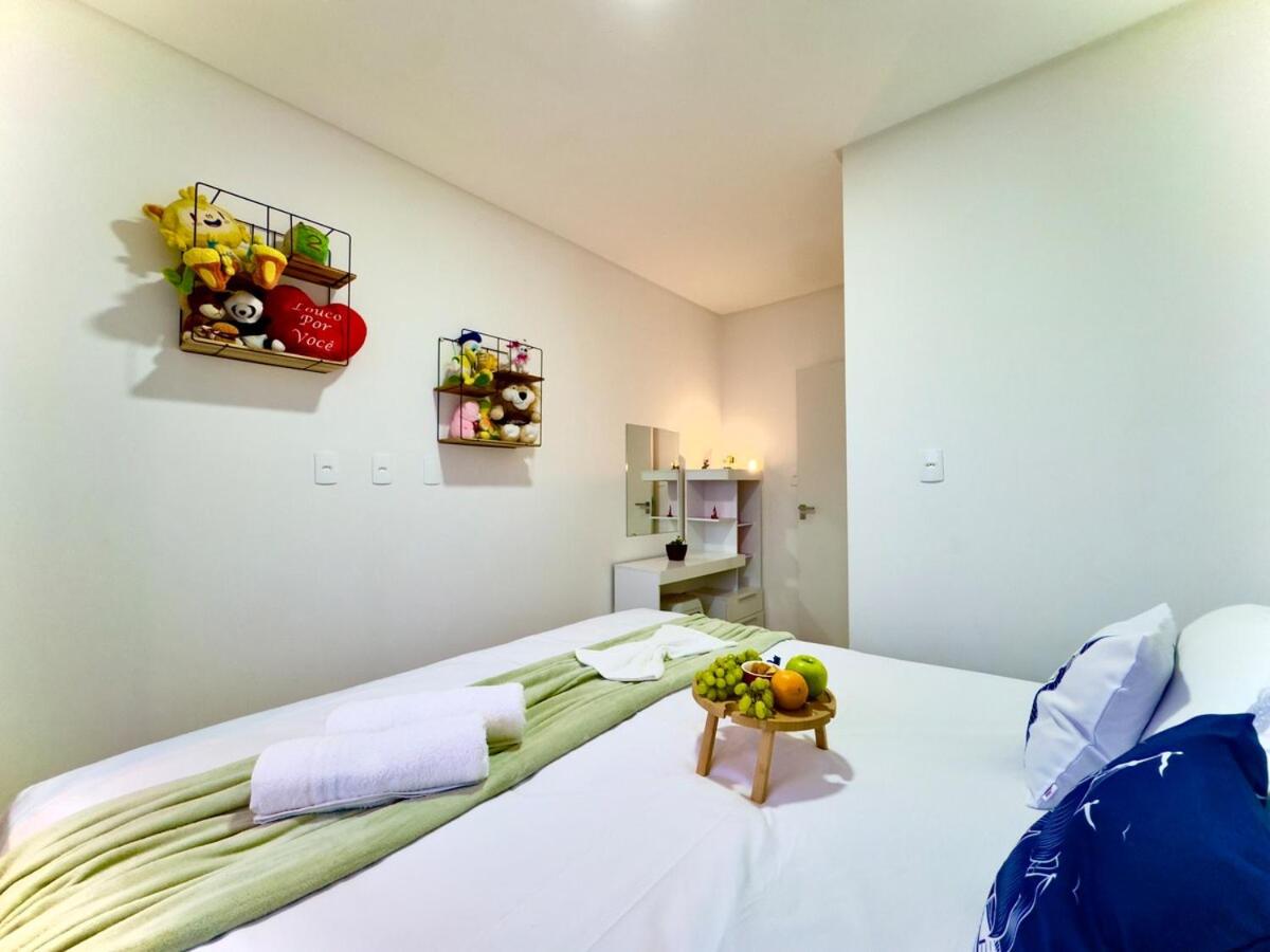 Casa em Bal Picarras 3 quartos churrasqueira privativa Ar Condicionado Wi-fi Cozinha Completa a 750m Praia com vaga privativa de Garagem