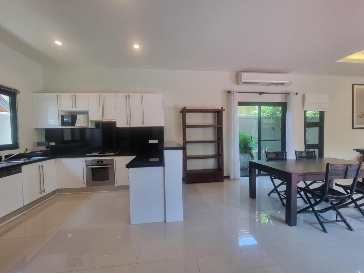 Tara13-Oriental Villa 3BR private pool Layan Beach