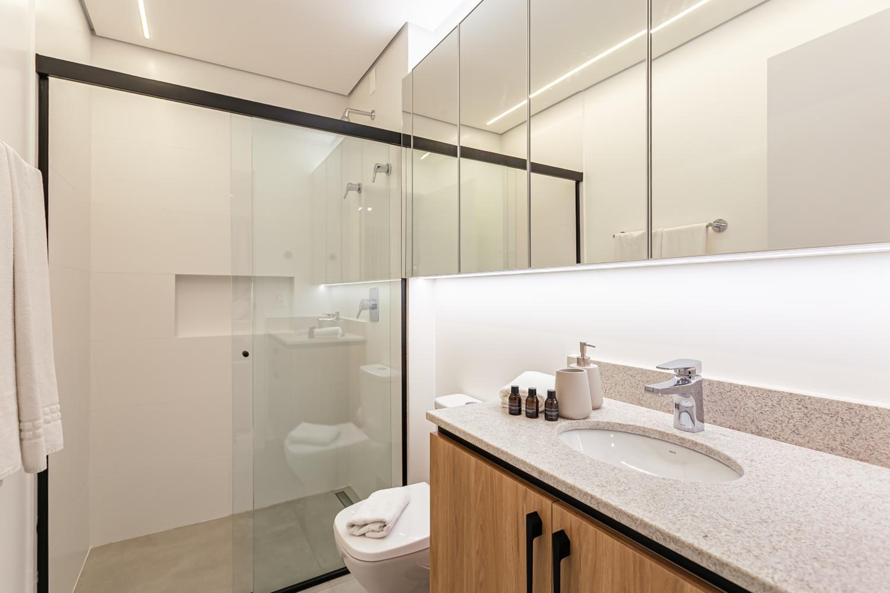 First Residencial Multifuncional by Viva - Conforto e Fácil Acesso às Melhores Praias de Floripa
