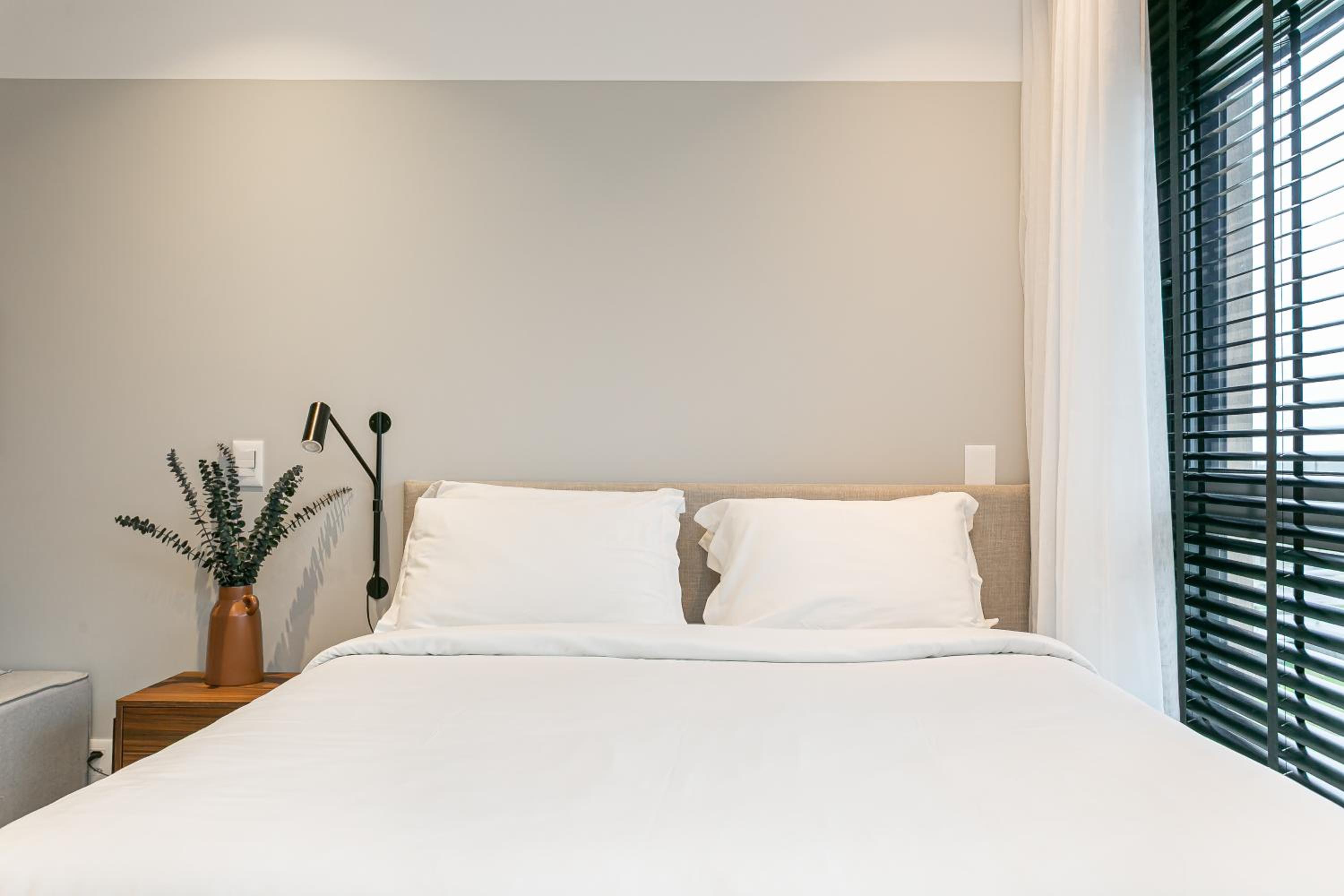 First Residencial Multifuncional by Viva - Conforto e Fácil Acesso às Melhores Praias de Floripa