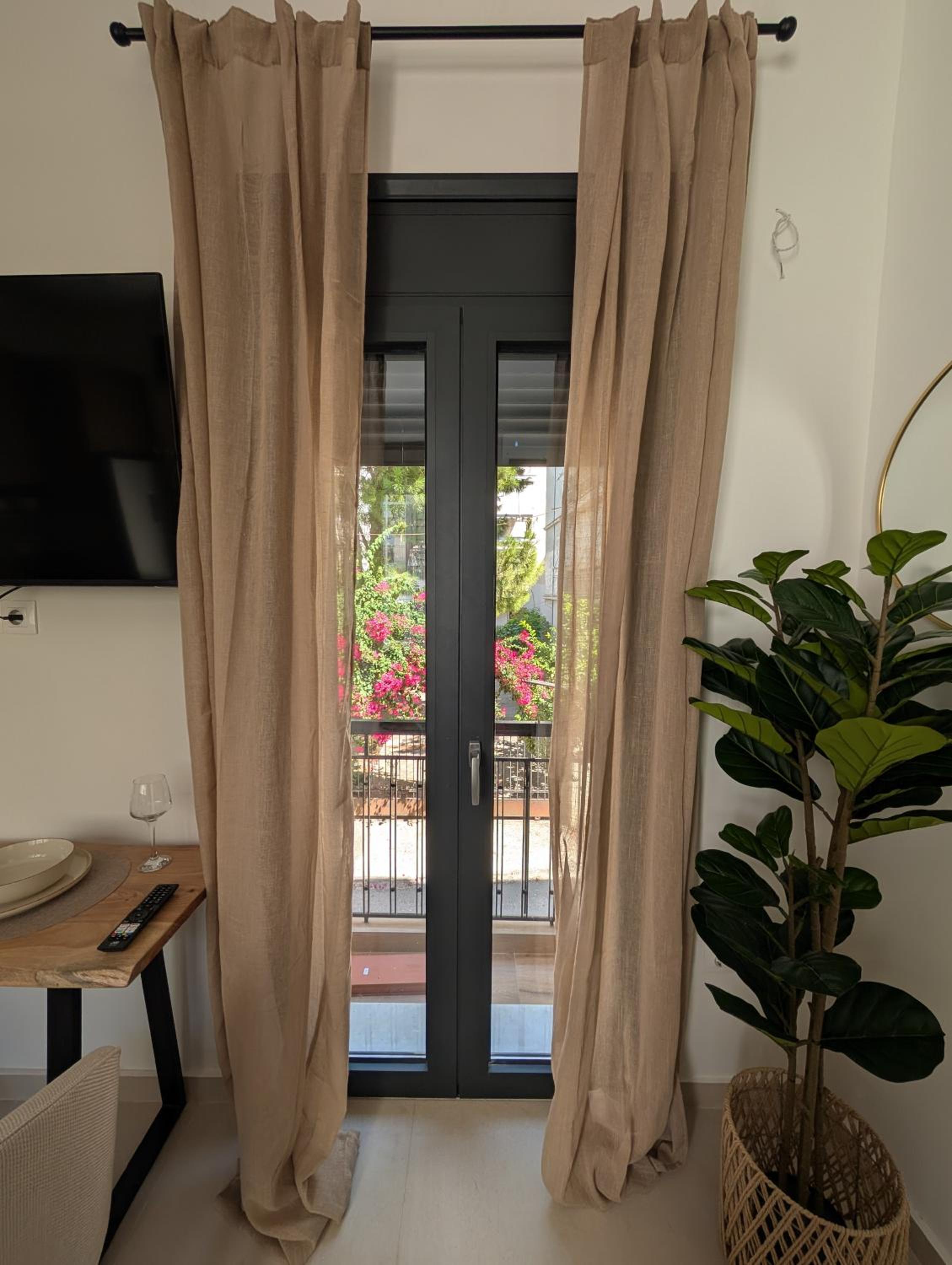 Eriad Patras - Calm Luxury Stay In The City Centre