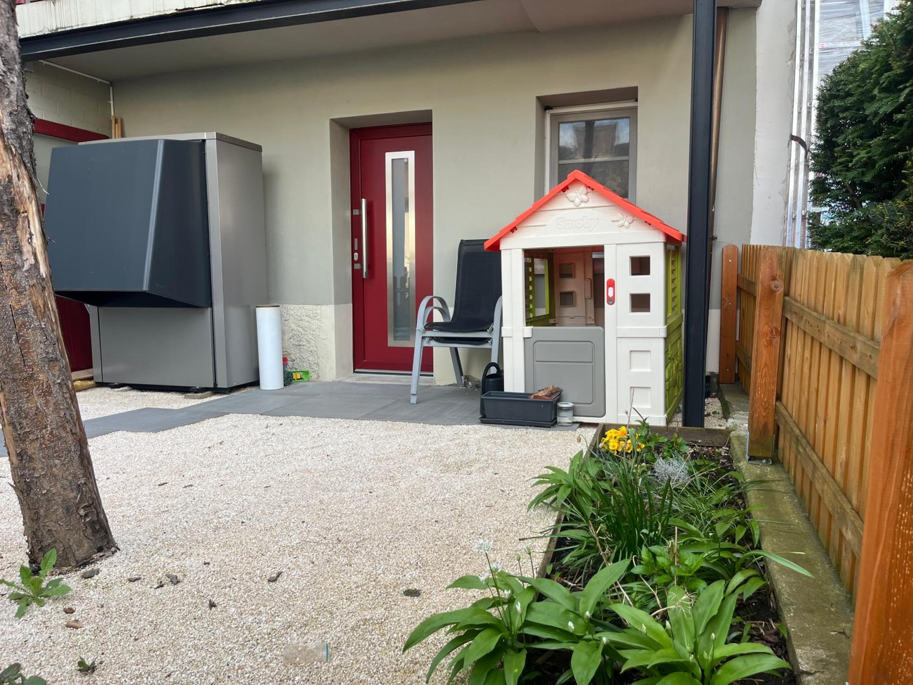 Studio mit Garten bei Bottmingen Schloss