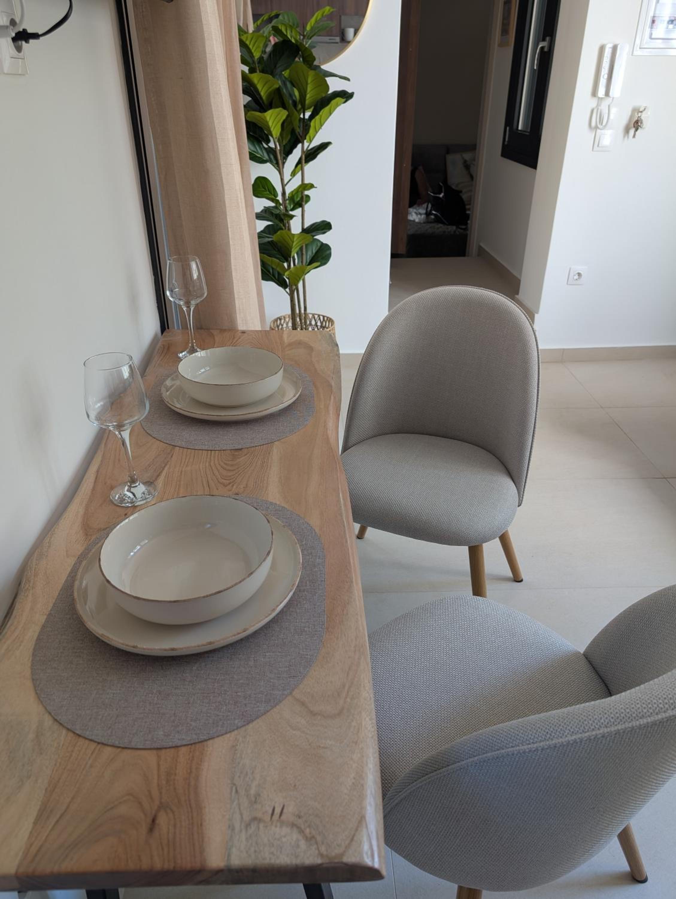 Eriad Patras - Calm Luxury Stay In The City Centre
