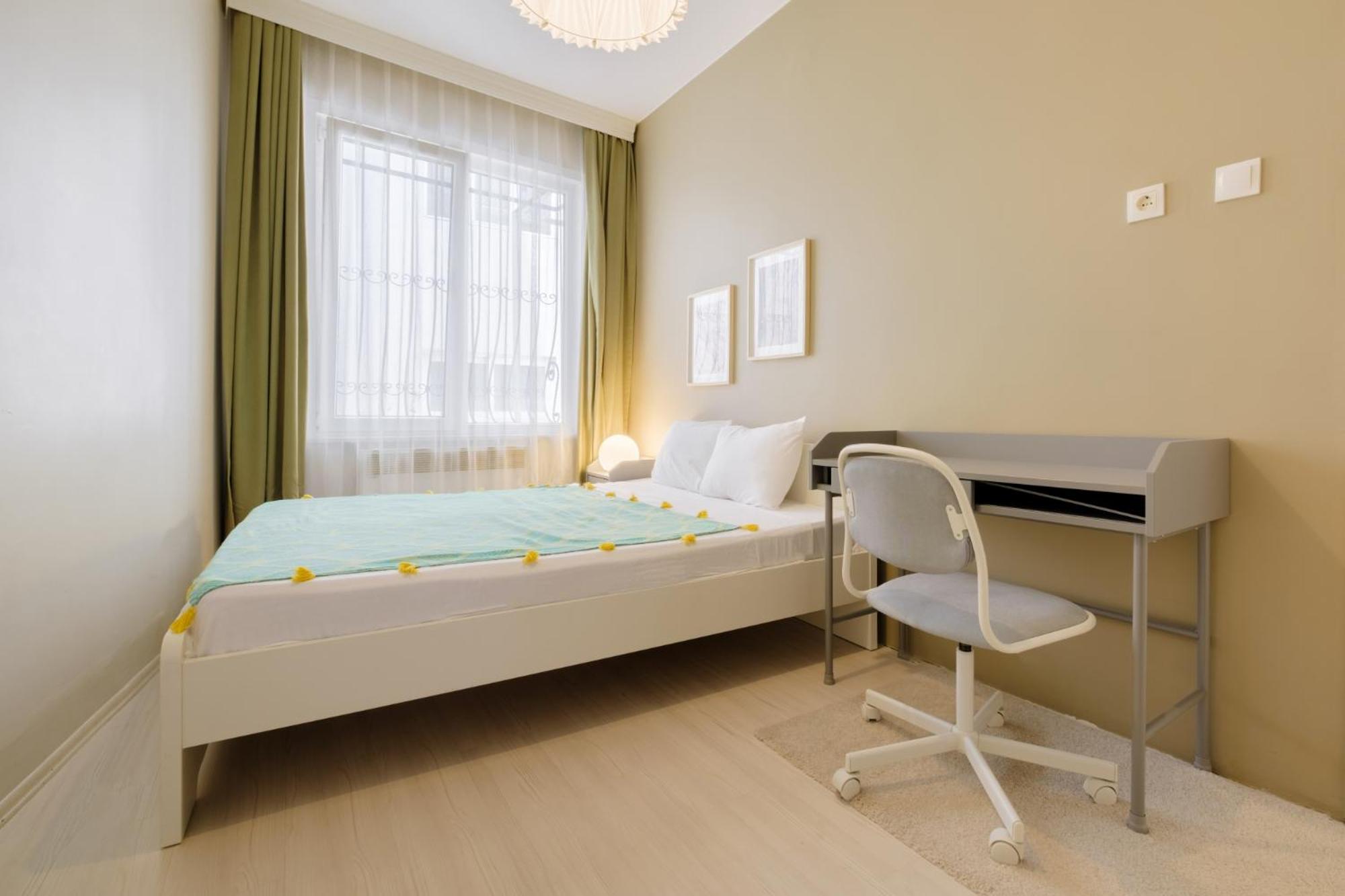 Chic Apartment Walk to Maçka Park Nişantaşı