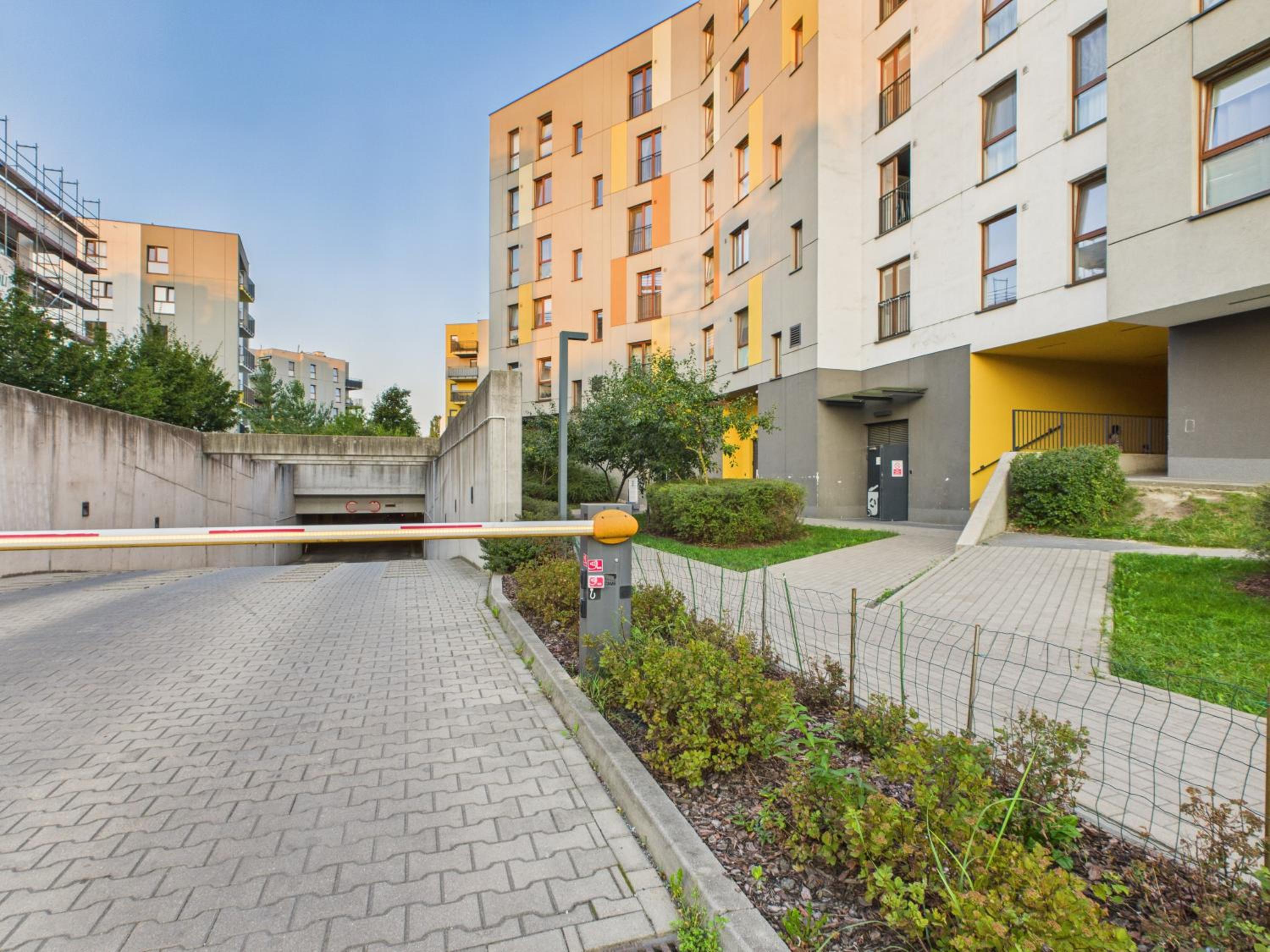 Marywilska 66A Comfort Studio by SuperApart with Parking