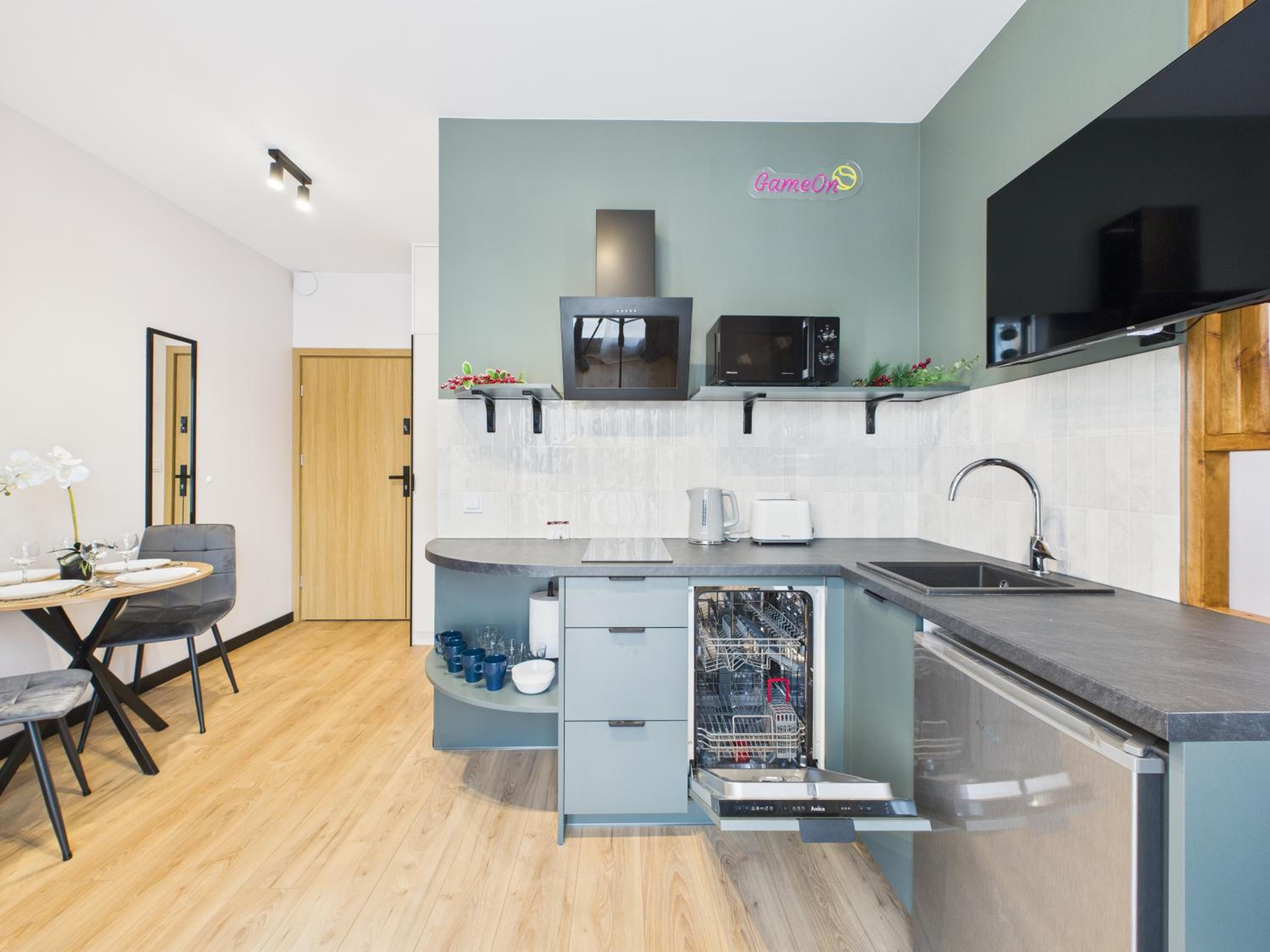 Marywilska 66A Comfort Studio by SuperApart with Parking