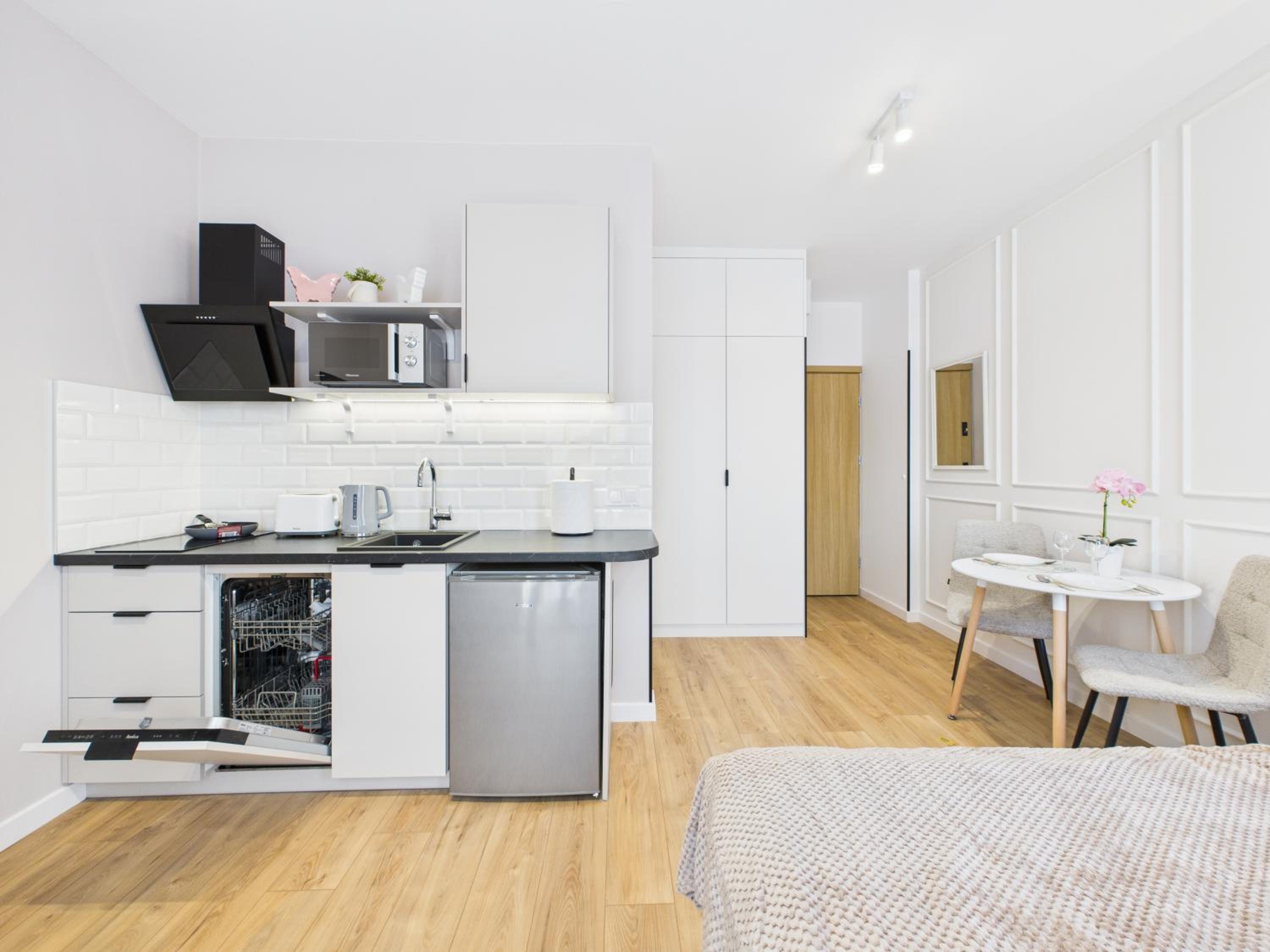 Marywilska 66A Comfort Studio by SuperApart with Parking
