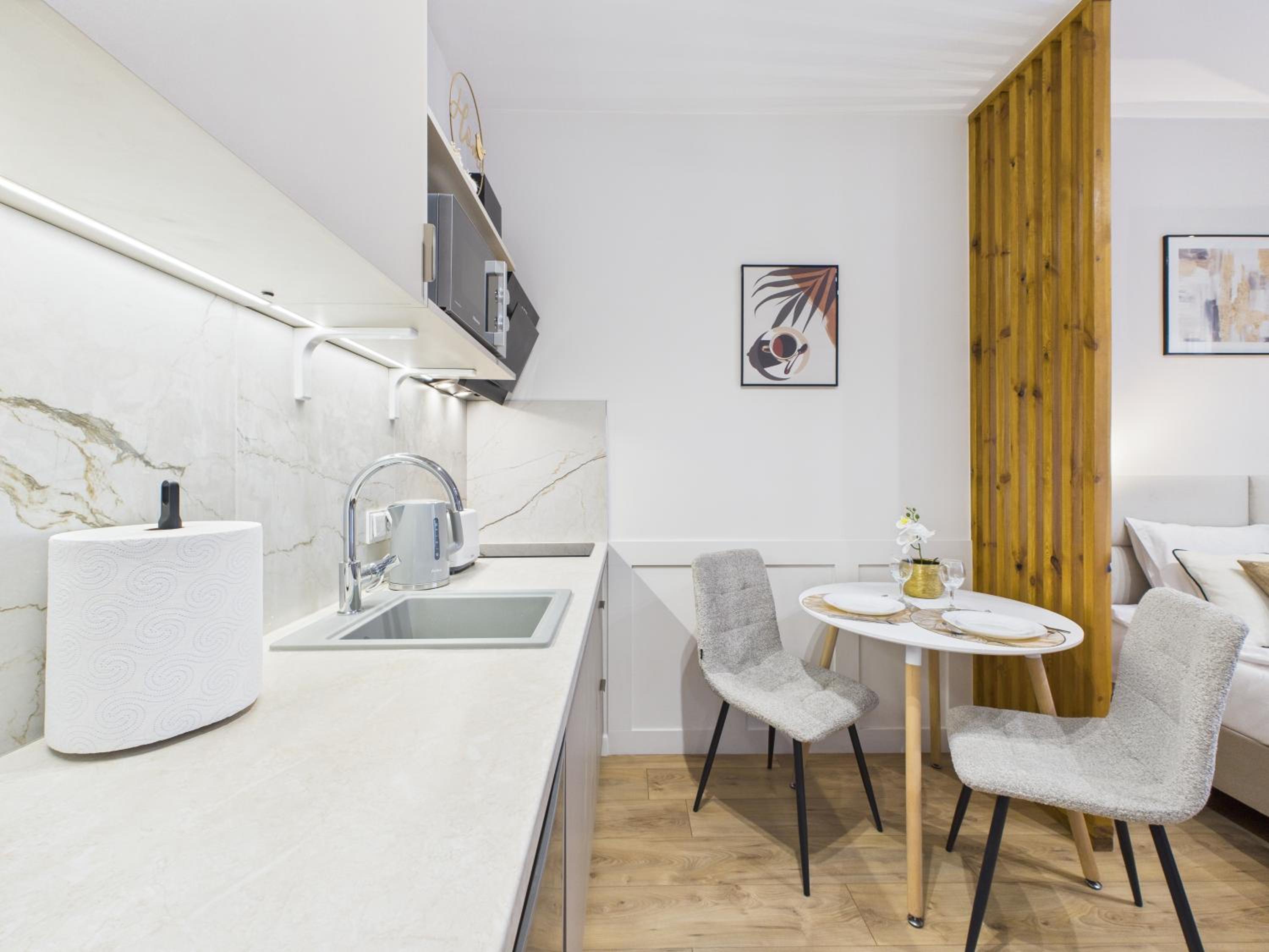 Marywilska 66A Comfort Studio by SuperApart with Parking
