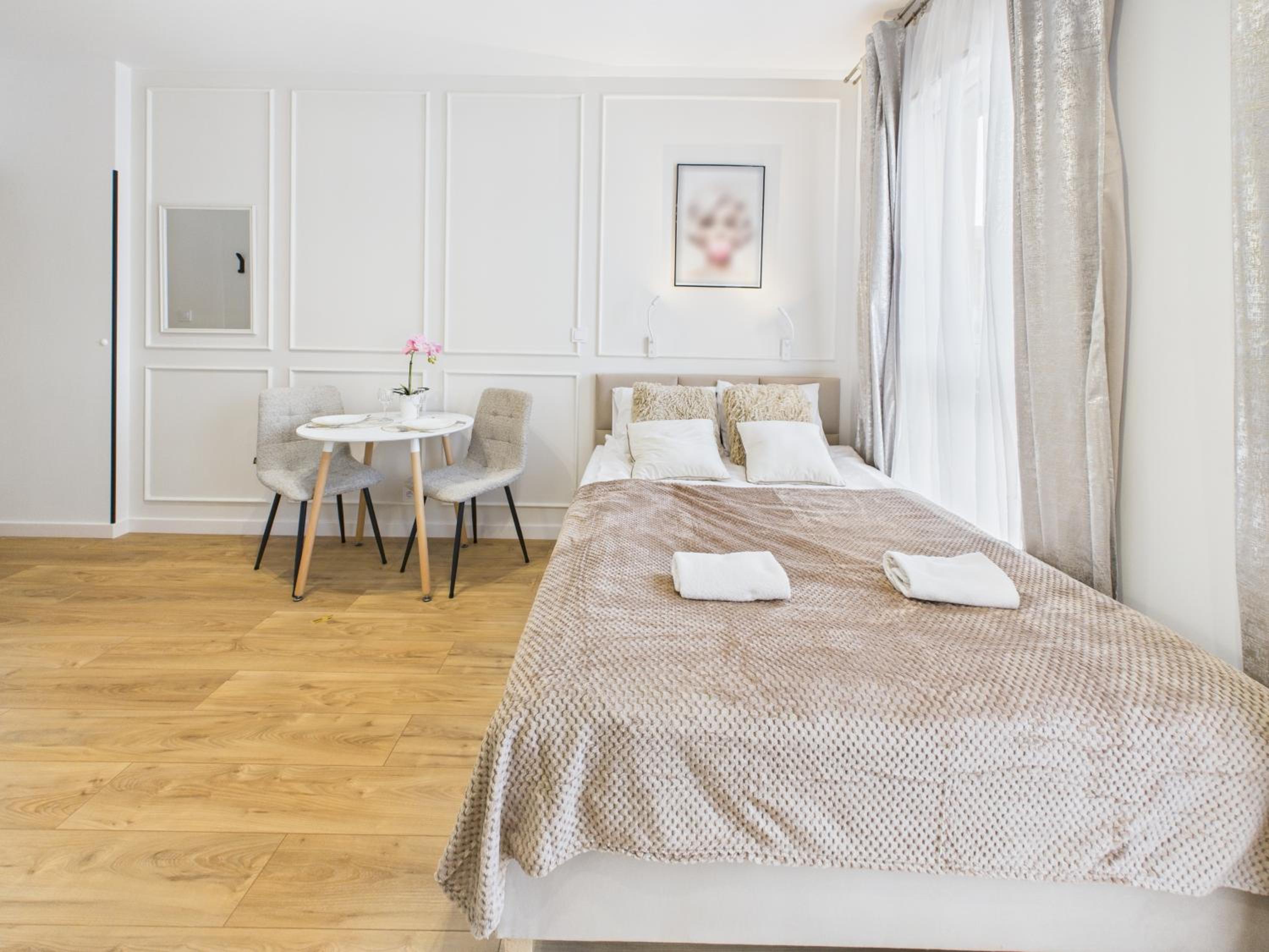 Marywilska 66A Comfort Studio by SuperApart with Parking