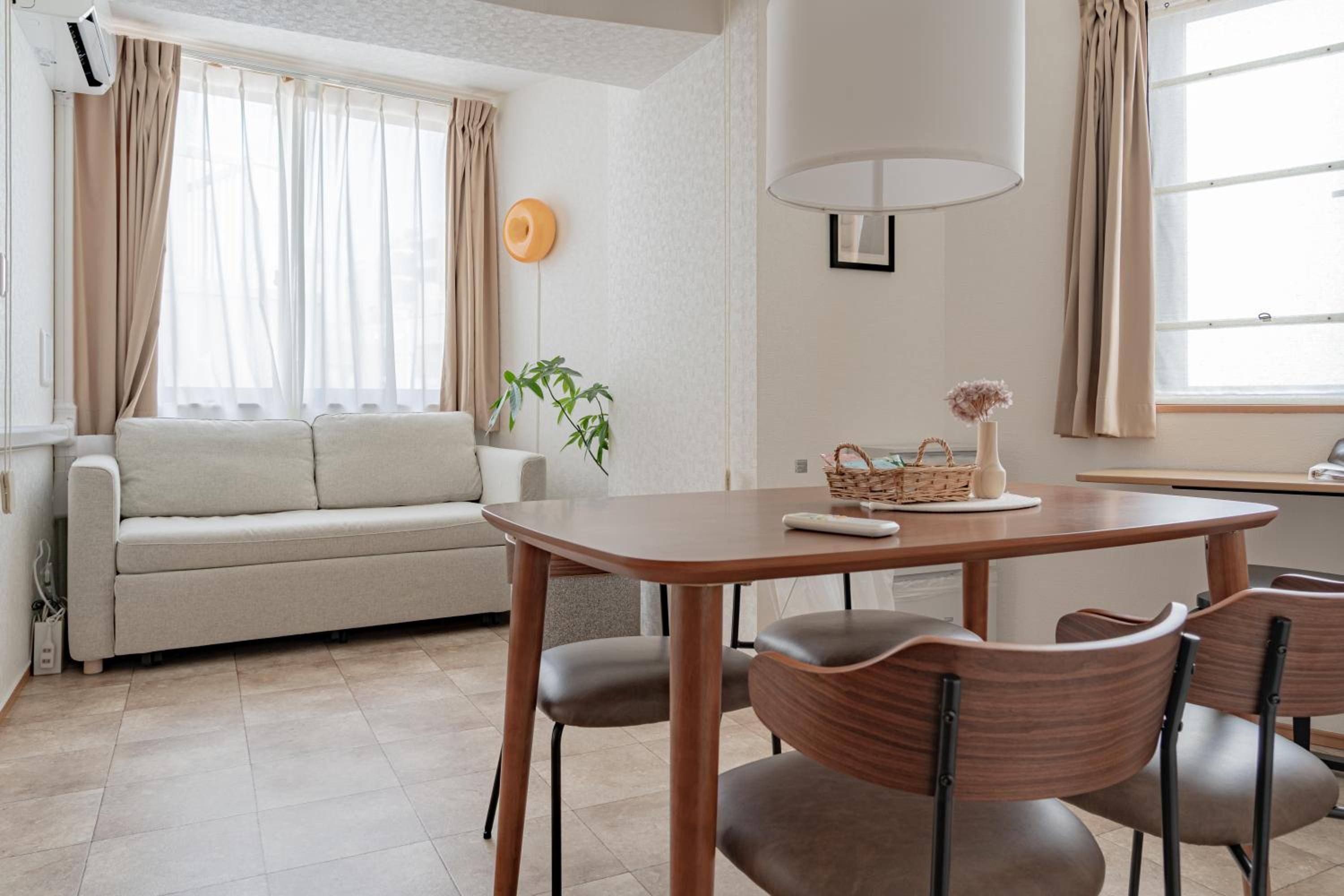 SHIKA HOME Yokohama Chinatown-Luxury長期滞在OK-Family Groupに最適-キッチン完備 落ち着きある空間