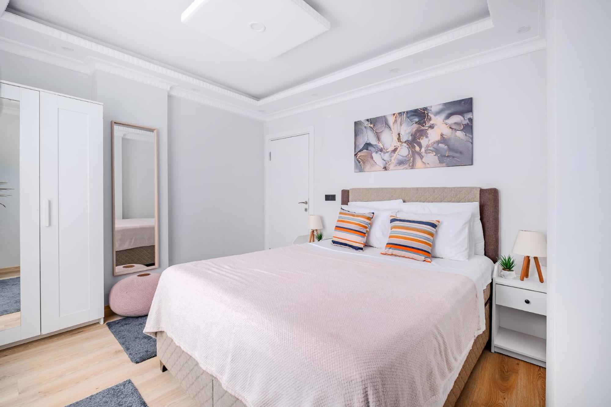 Newly Built in Sisli • Fast WiFi • Elevator