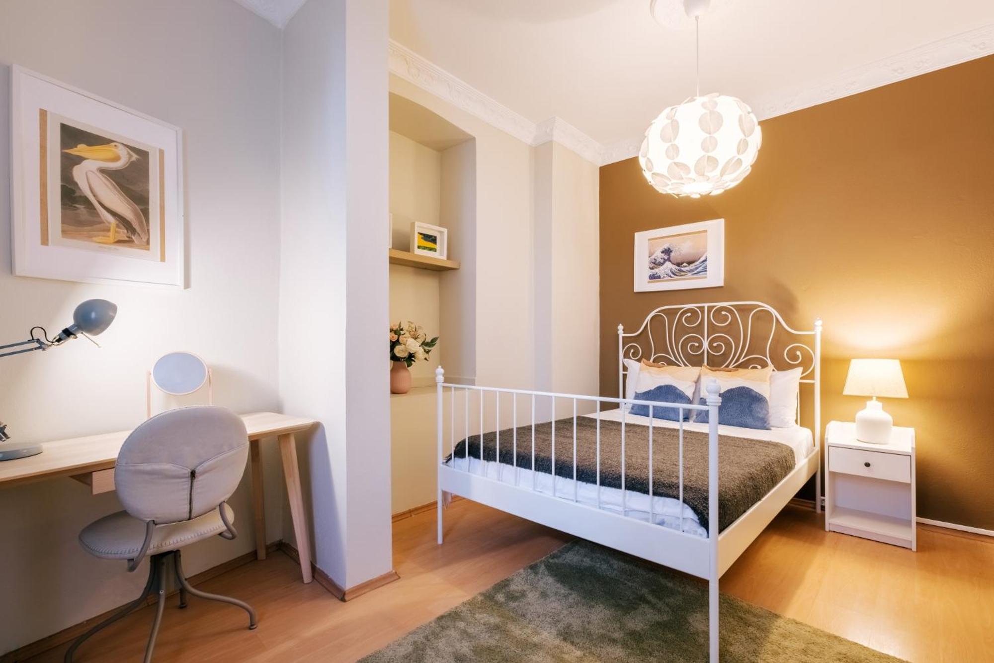 Upscale Apartments w Balcony - Near Istiklal