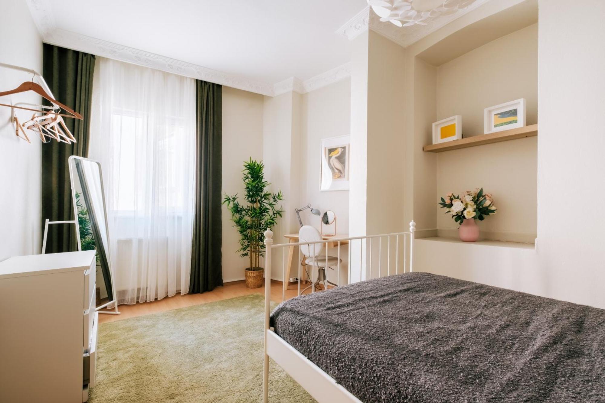 Upscale Apartments w Balcony - Near Istiklal