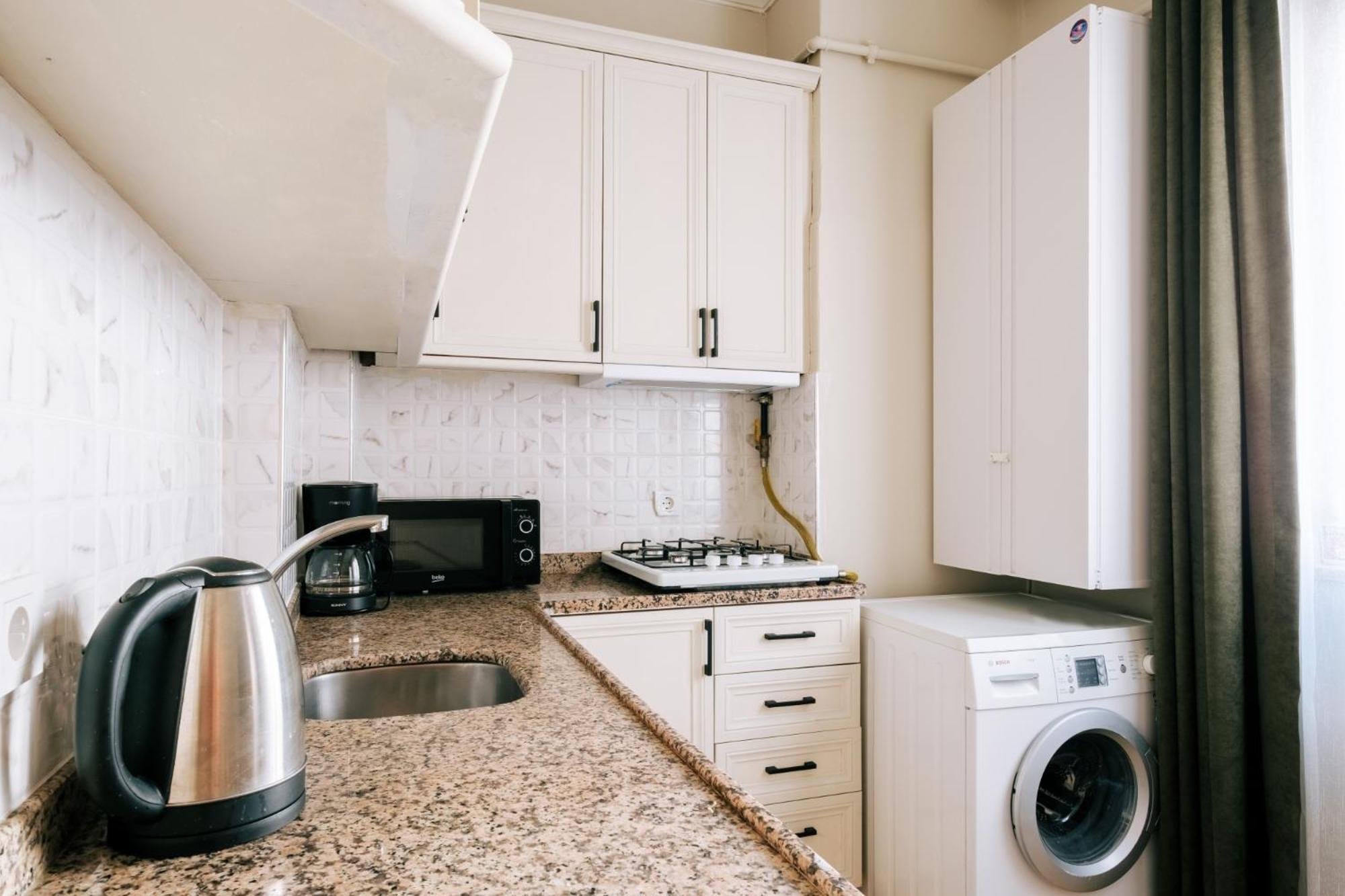 Upscale Apartments w Balcony - Near Istiklal