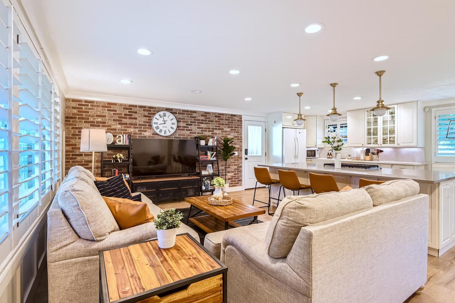 Upscale Home - Ski, Bike, & Hike