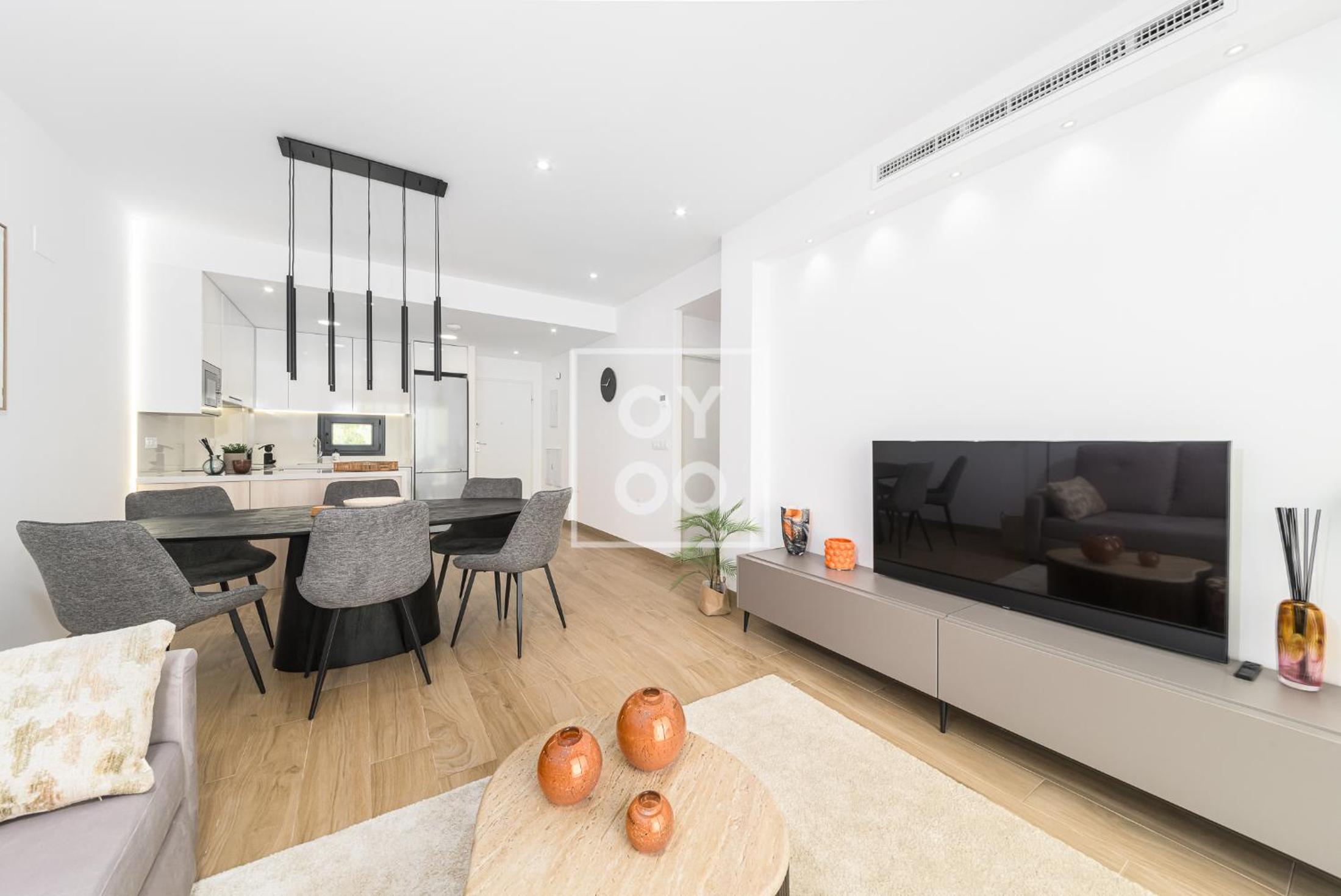 Nalia Horizon Penthouse, Outdoor living with solarium, BBQ, pool, hot tub - by OYOOSTAYS