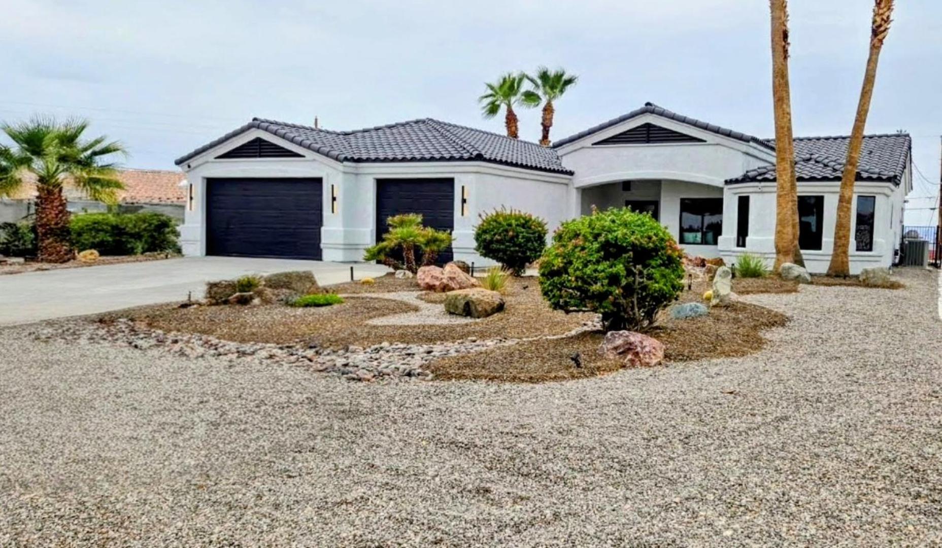 Lake Havasu Home with Heated Pool, Hot Tub & Game Room