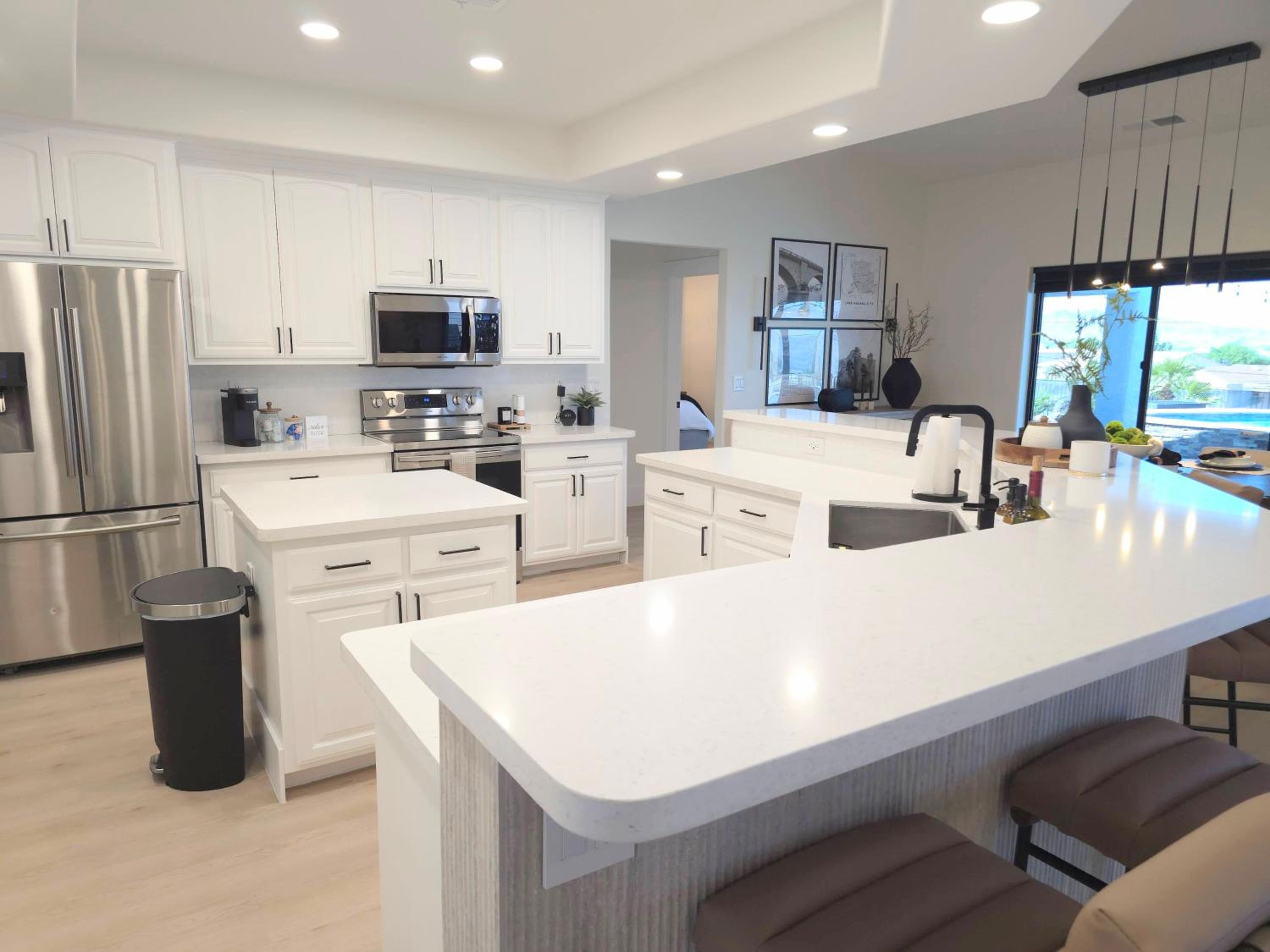 Lake Havasu Home with Heated Pool, Hot Tub & Game Room