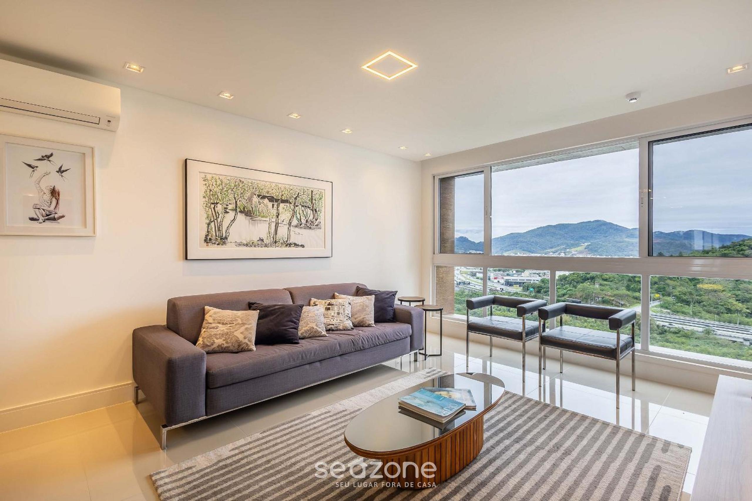 3-Suite Apartment 170m from the Beach GUA1902
