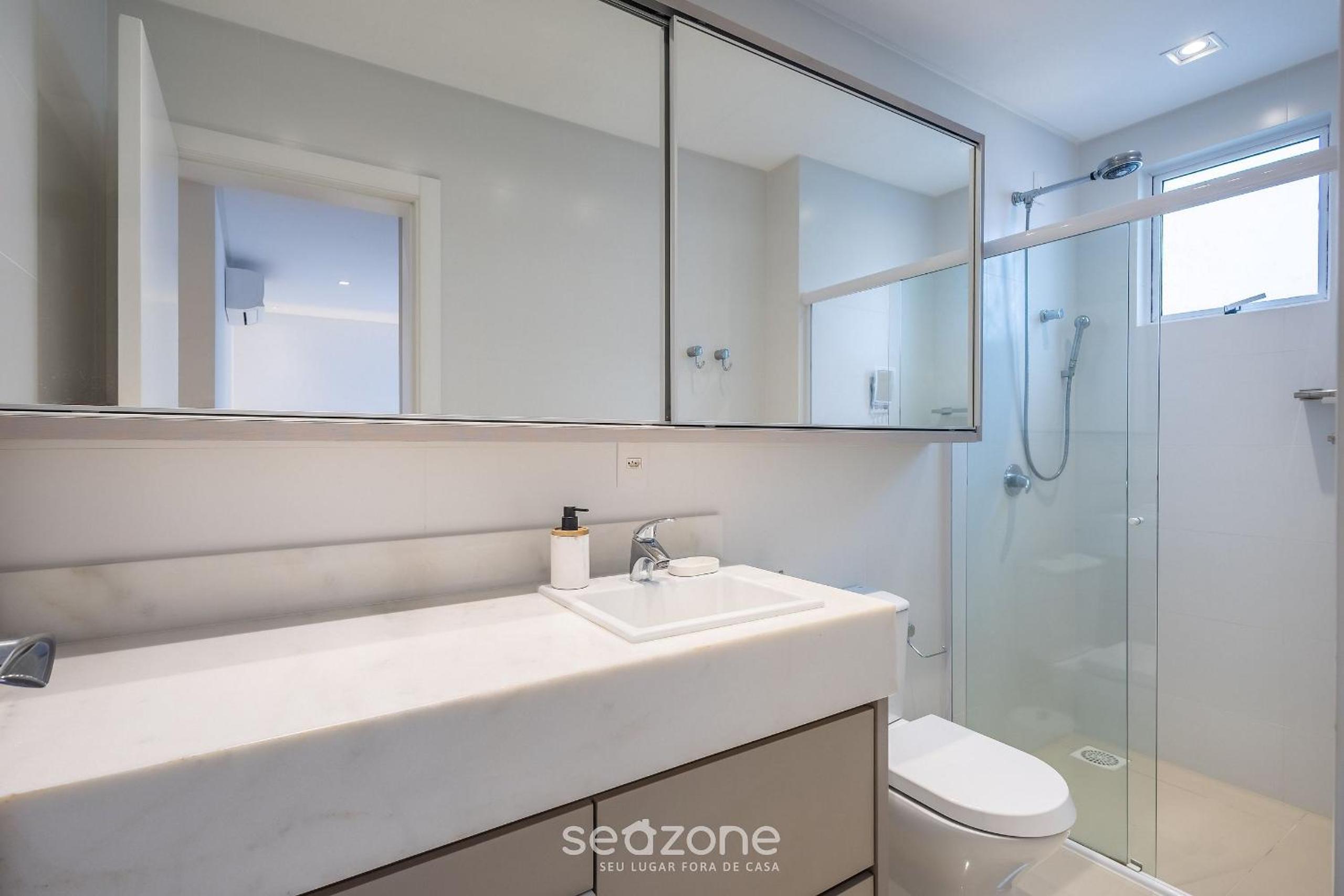 3-Suite Apartment 170m from the Beach GUA1902