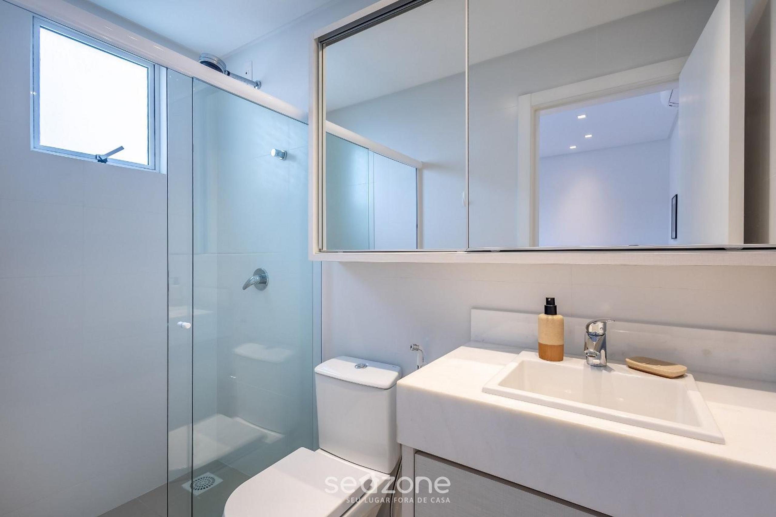 3-Suite Apartment 170m from the Beach GUA1902