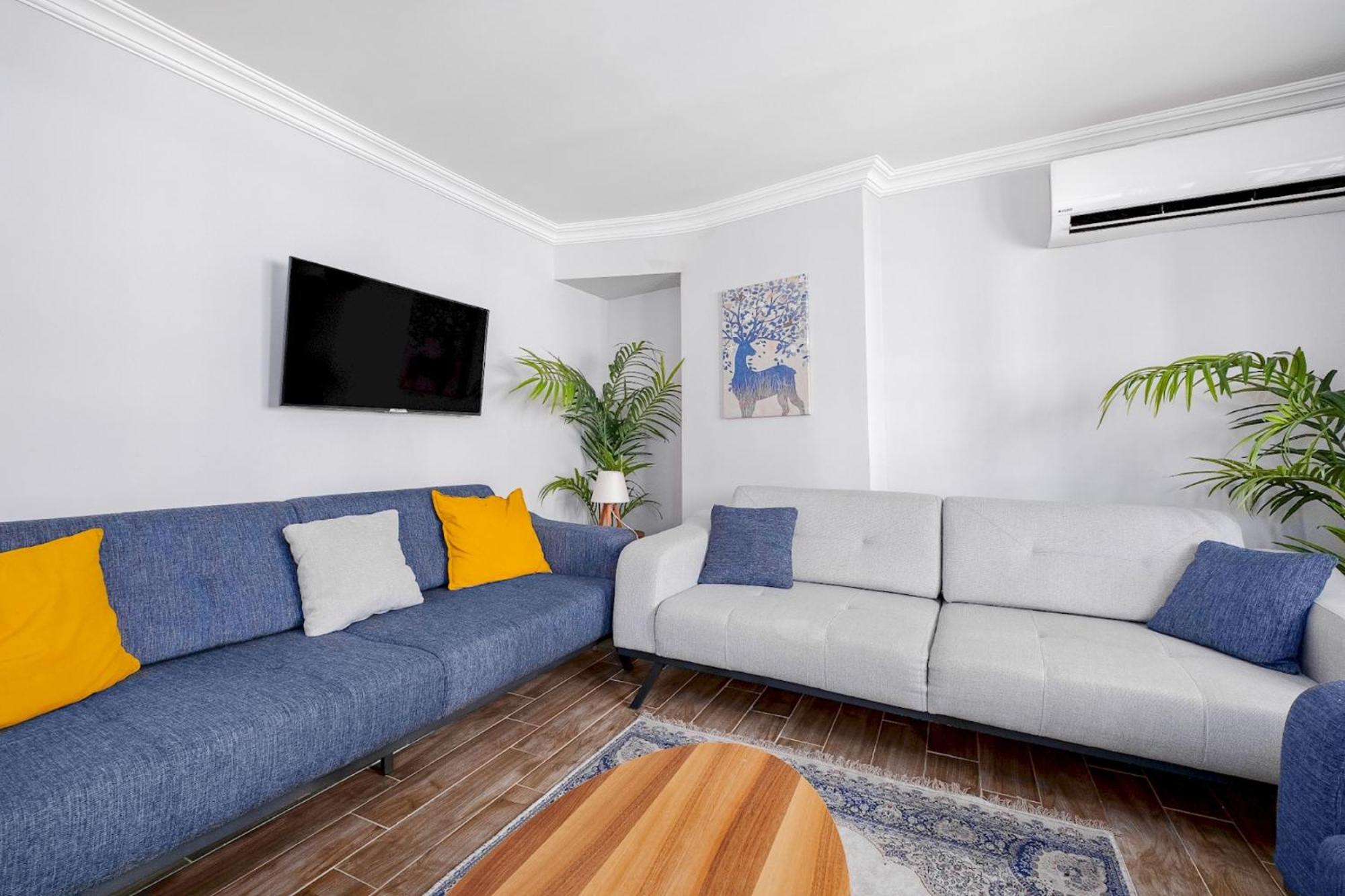 Modern Balcony Flat 10 Minutes to Üsküdar Seafro
